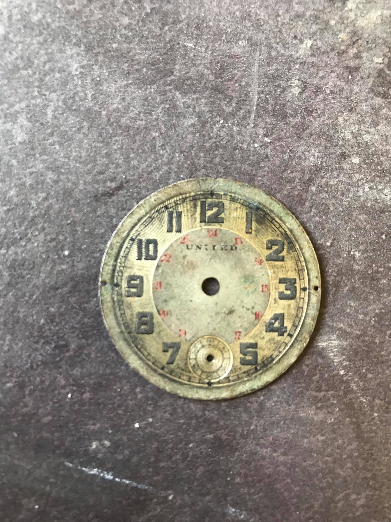 [IDENTIFY] Found some some old watch parts. Do any of you know what