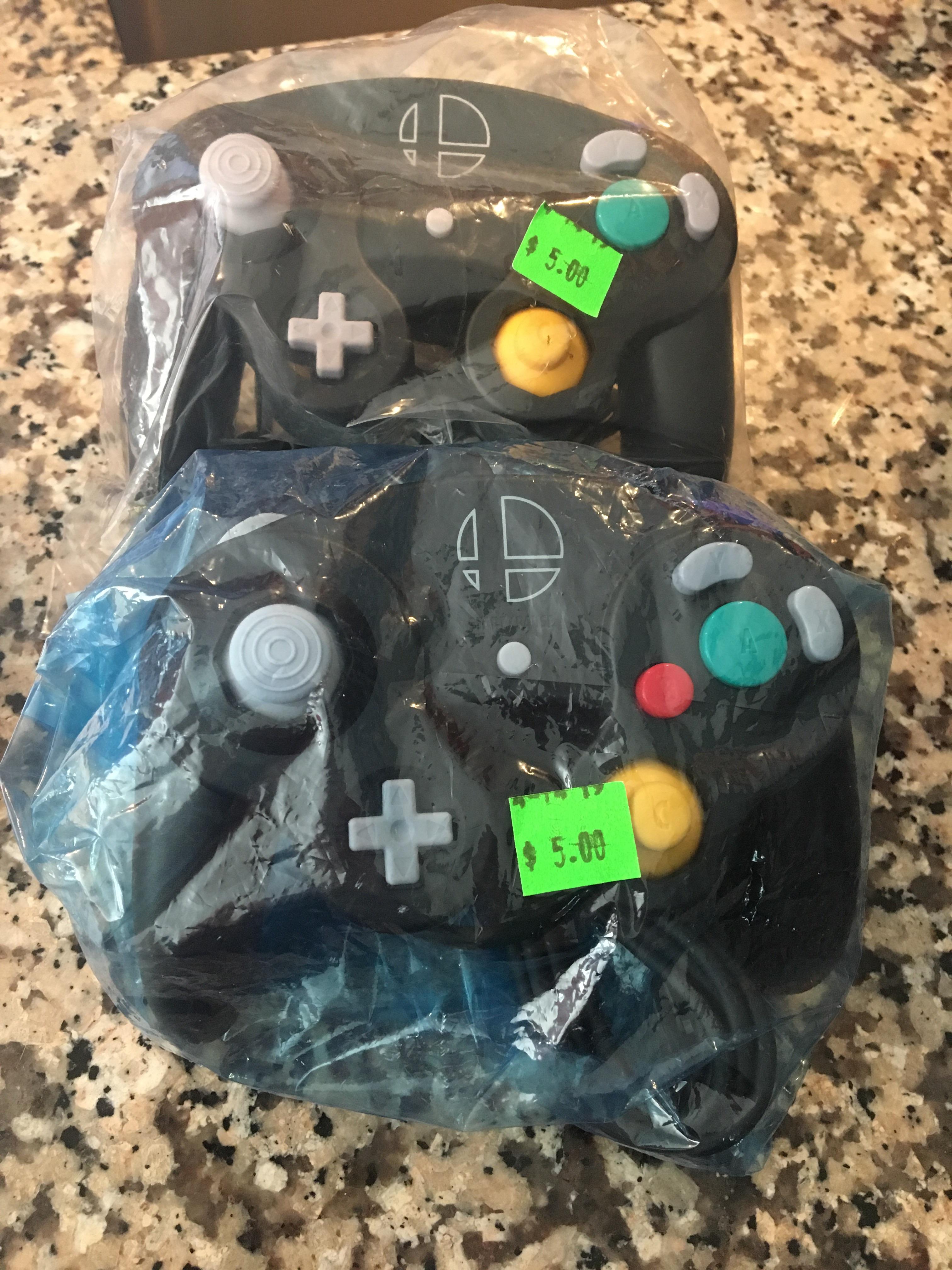 a local thrift store had two SSBU gamecube controllers for $5 each : r