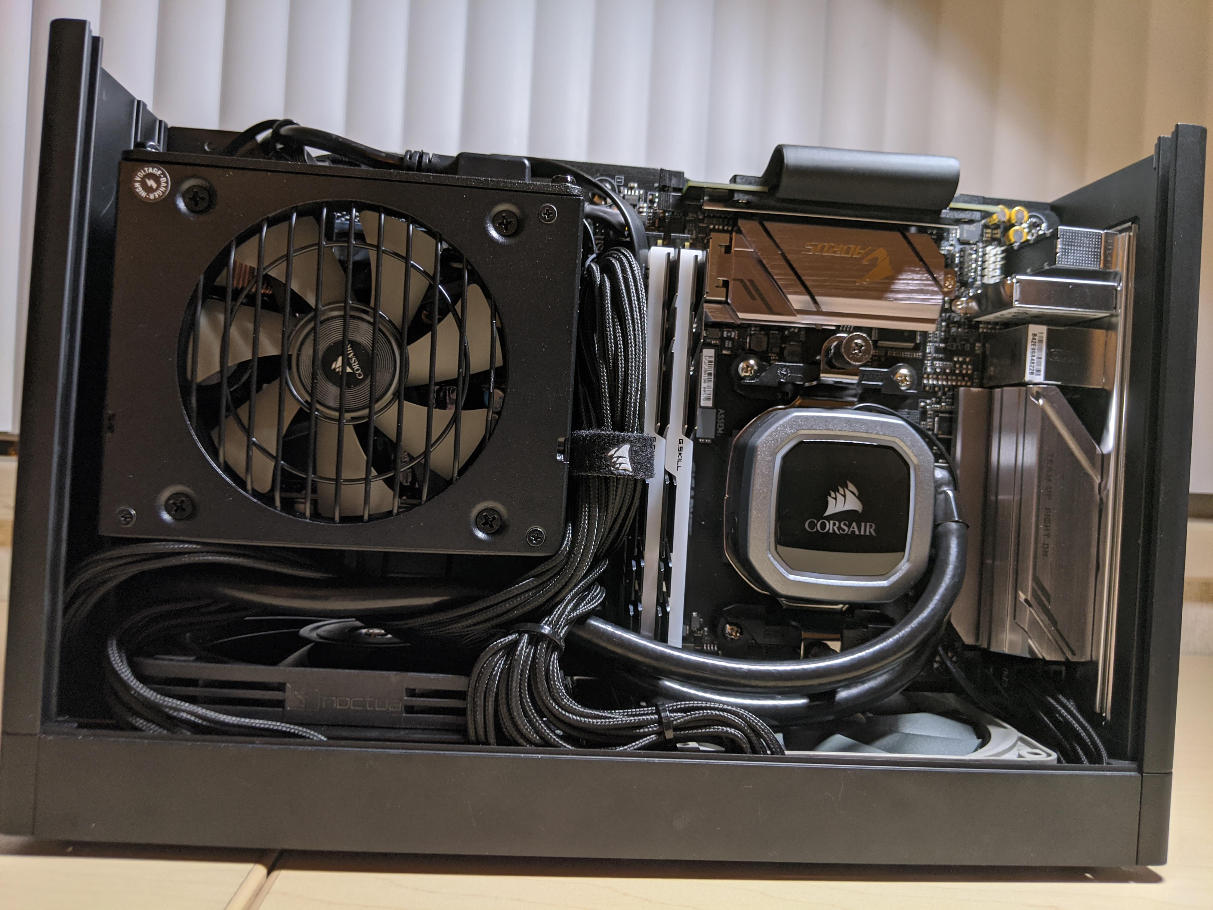 Liquid Cooled Medium Tophat Ghost S1 r/sffpc