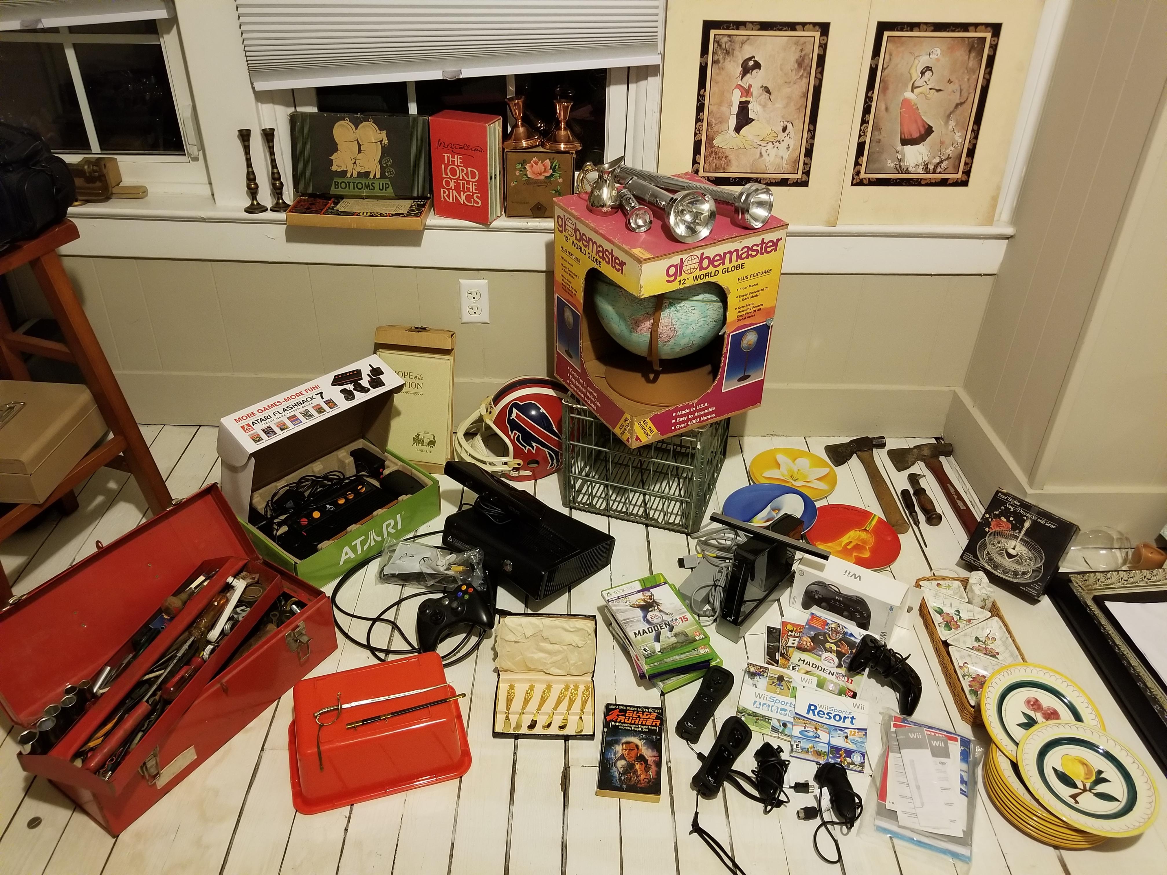 Haul from a recent dumpster dive. Can't wait to see what I can pull in