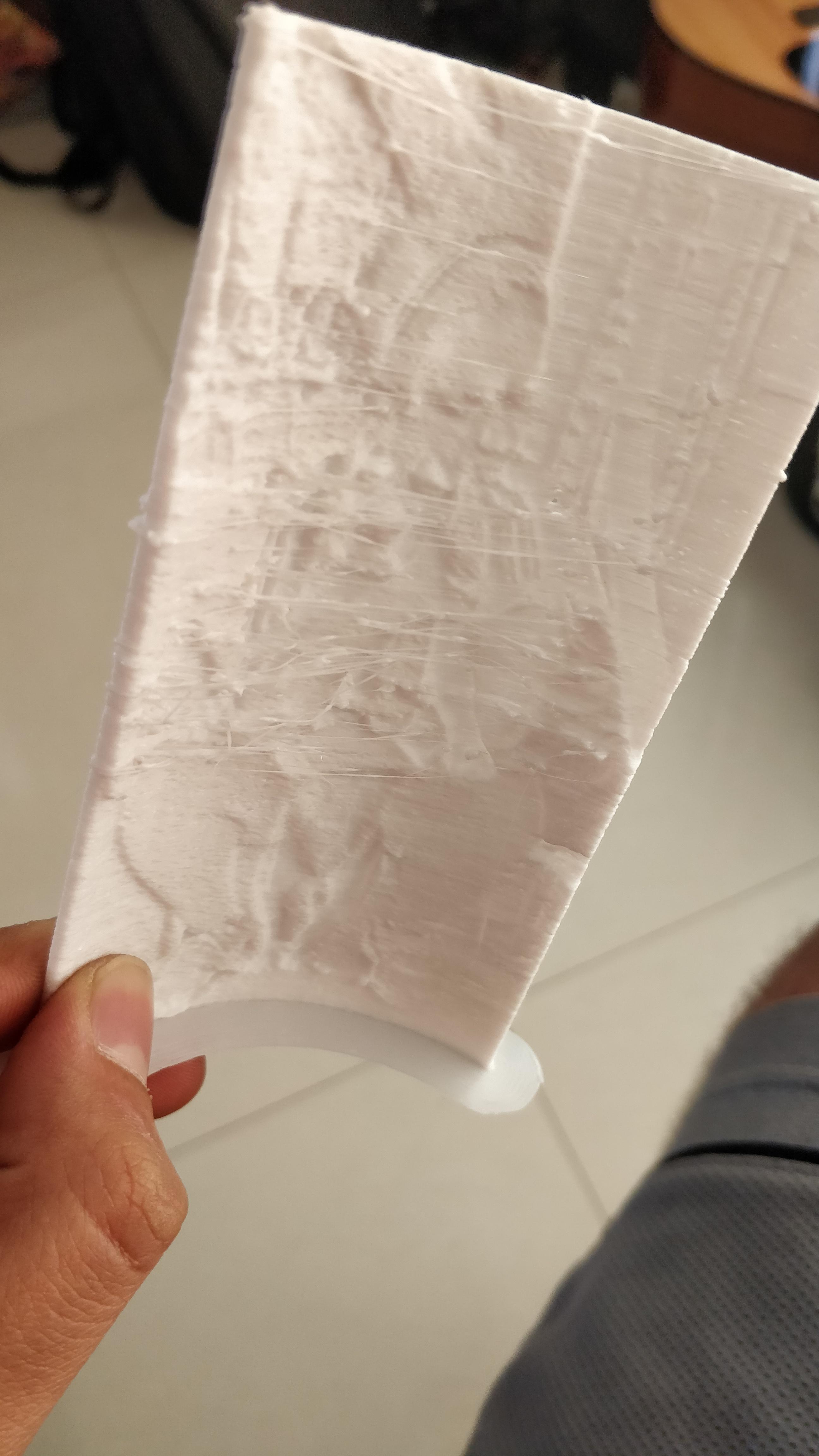 Stringing during lithophane. Cura. 0.15 layer height. 200 print temp