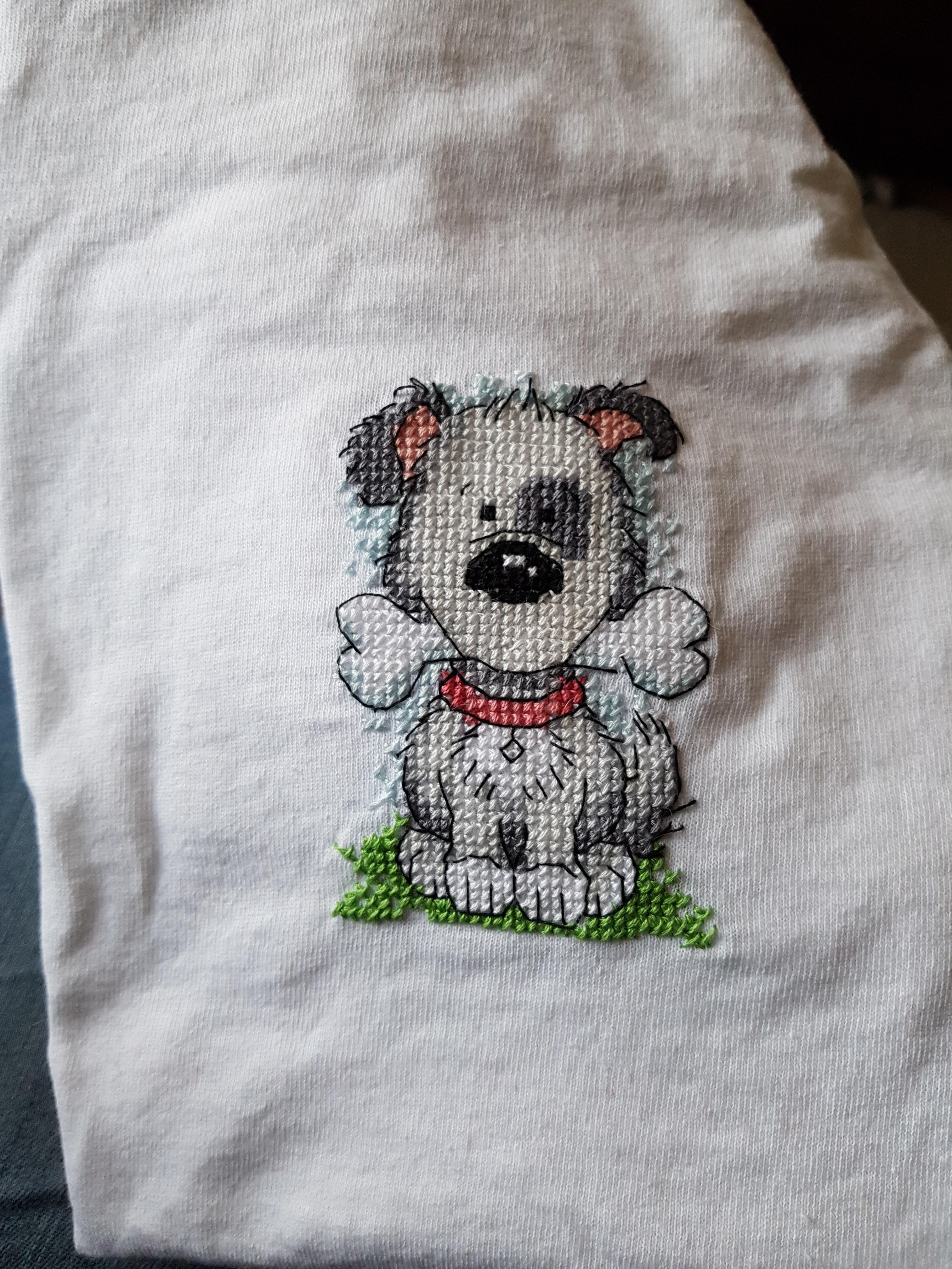 [FO] Cross stitch onto a tshirt r/CrossStitch