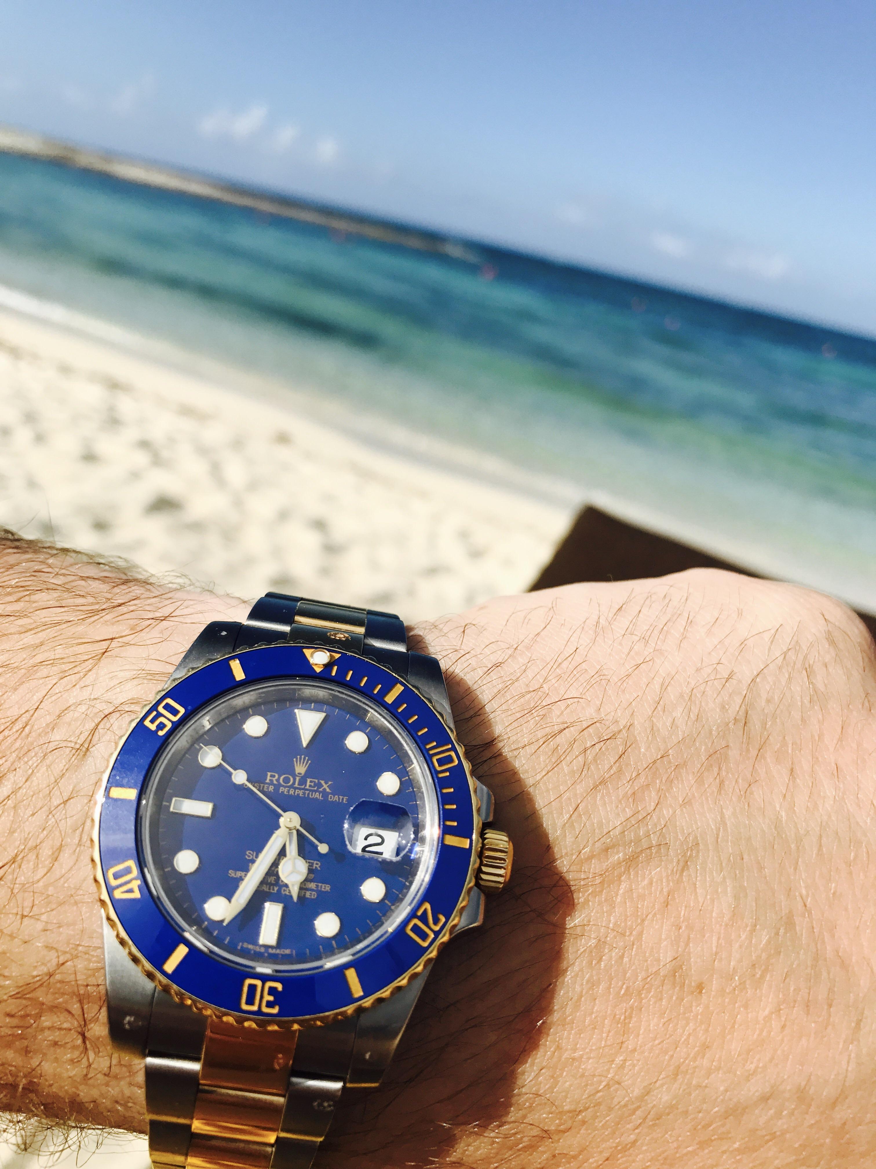Submariner goes perfect with blue Bahamas ocean! r/rolex