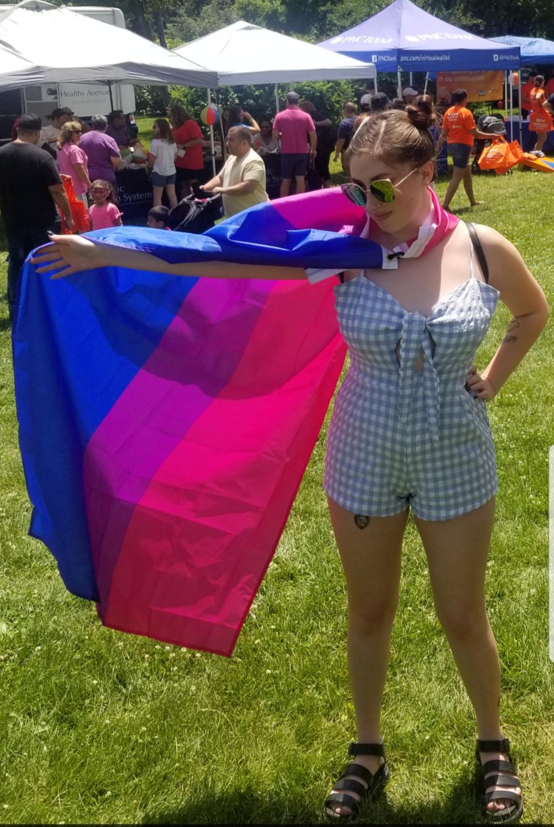 My first pride 💙💜💘 r/bisexual