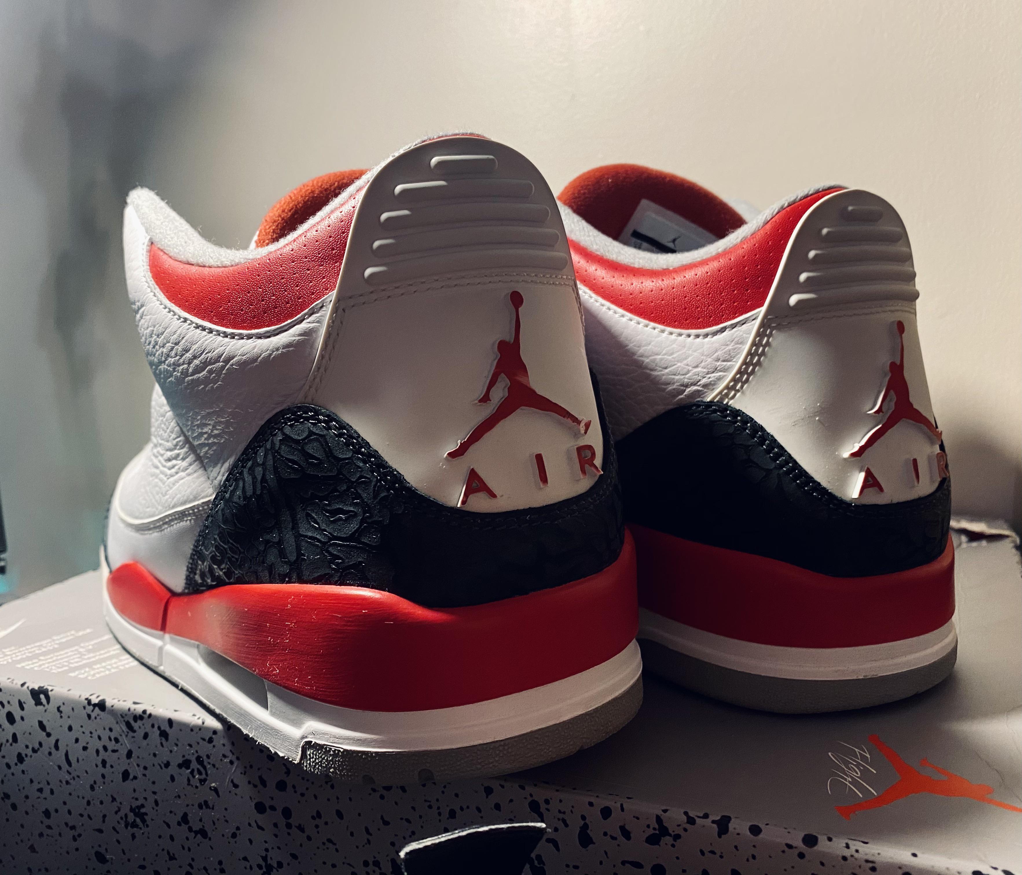 Fire Red 3’s. 🔥 r/Sneakers