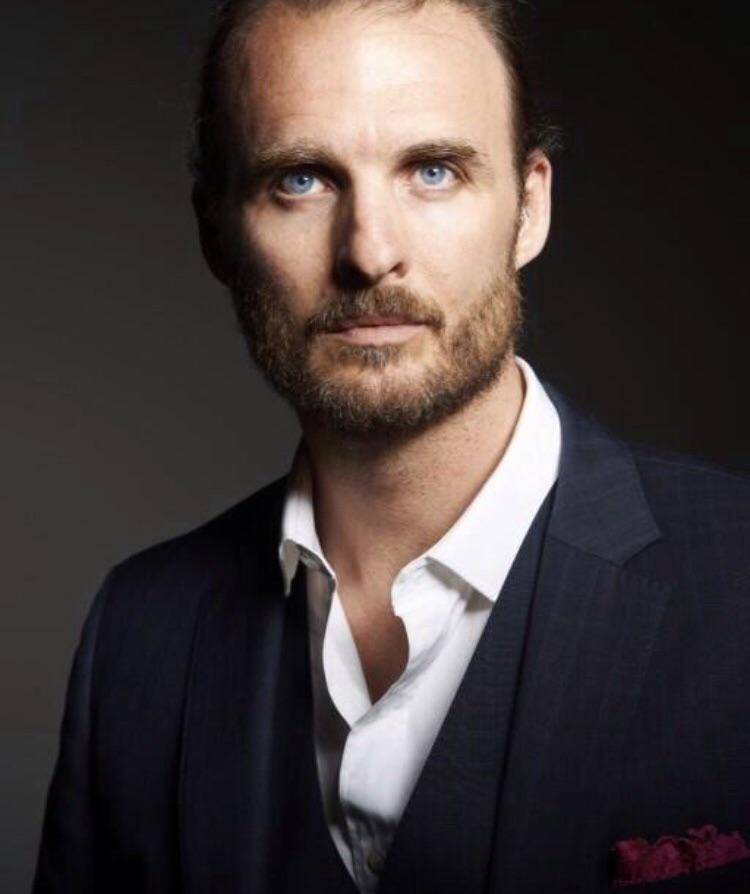 Was anyone else aware that Joseph Seed looks exactly like his voice