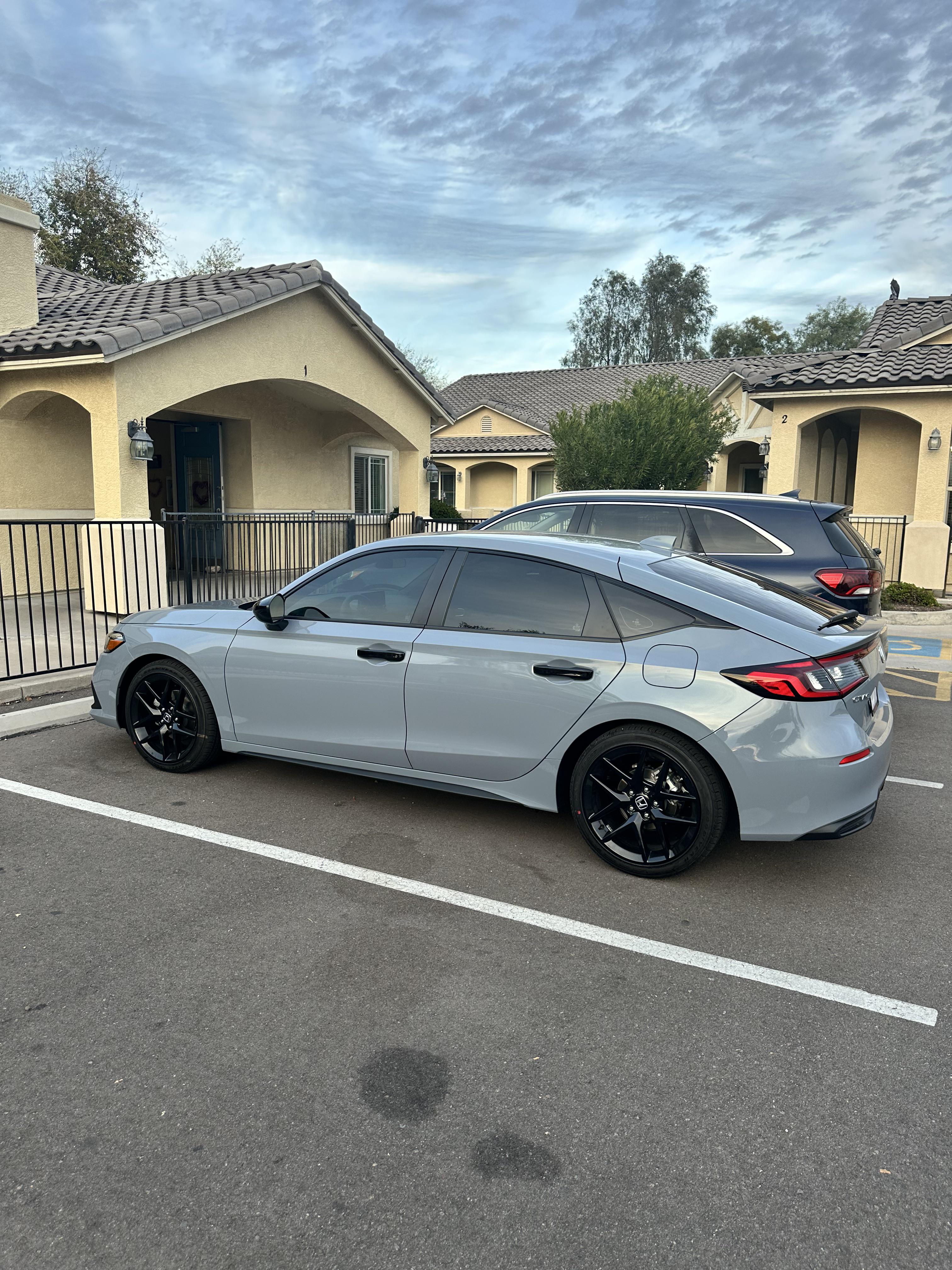 Honda Civic 2024 Hatchback Black(07)