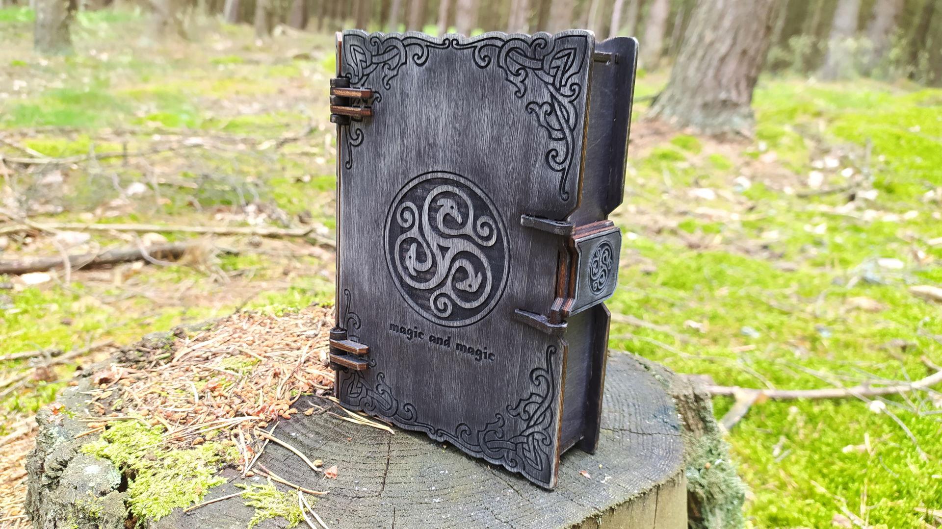 Open source (python) box generator for laser cutting. lasercutting