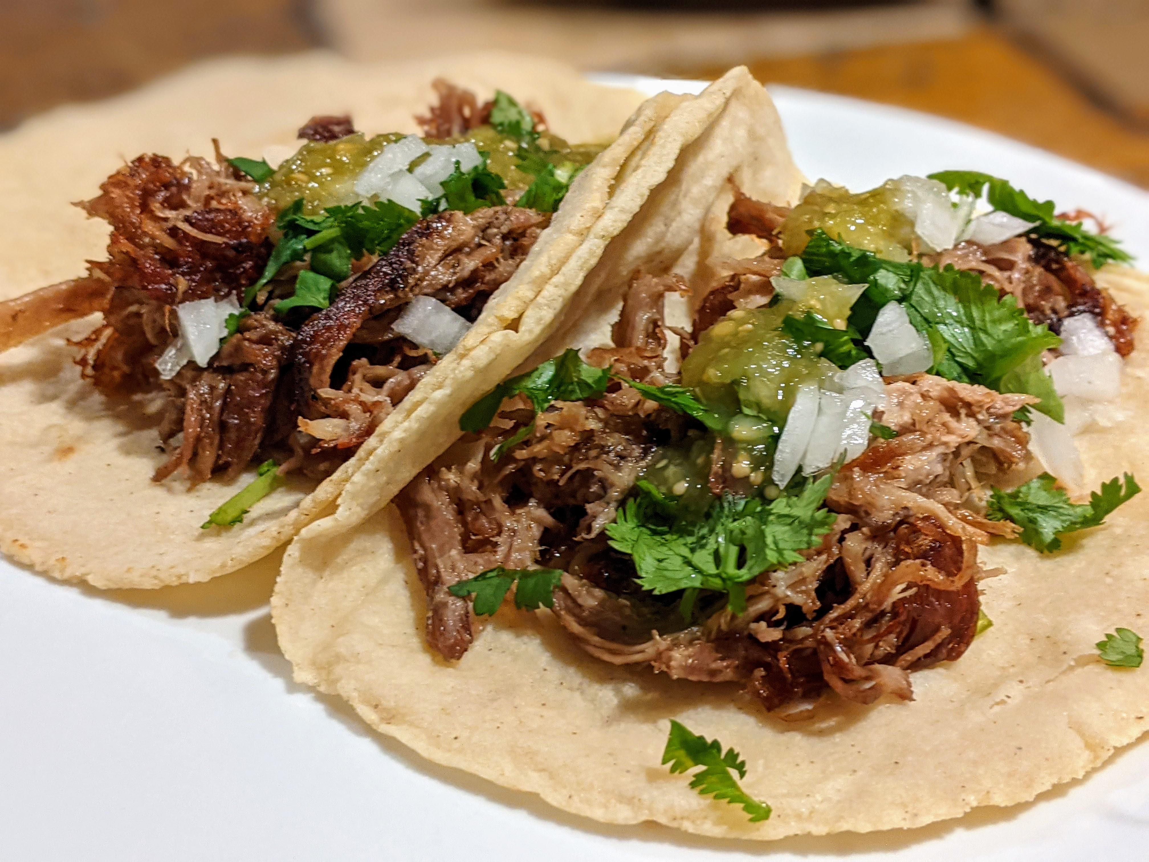 Made carnitas tacos today! Homemade tortillas, carnitas, and salsa. r