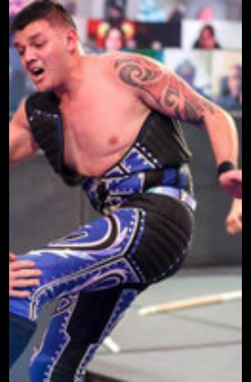 Am Im The Only One Thinks Dominik Mysterio Looks Hot Shirtless : r