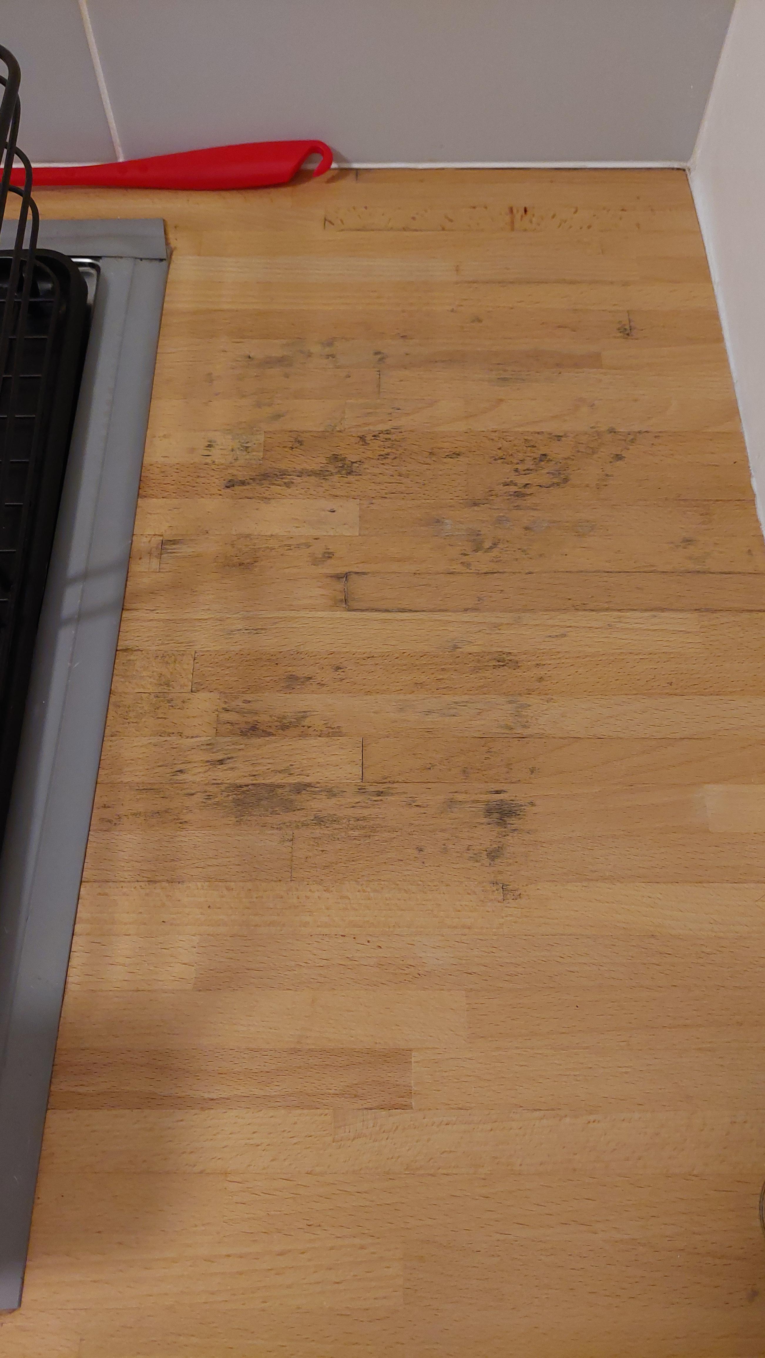 Any chance of removing mould stains on wooden kitchen worktop? r/DIYUK