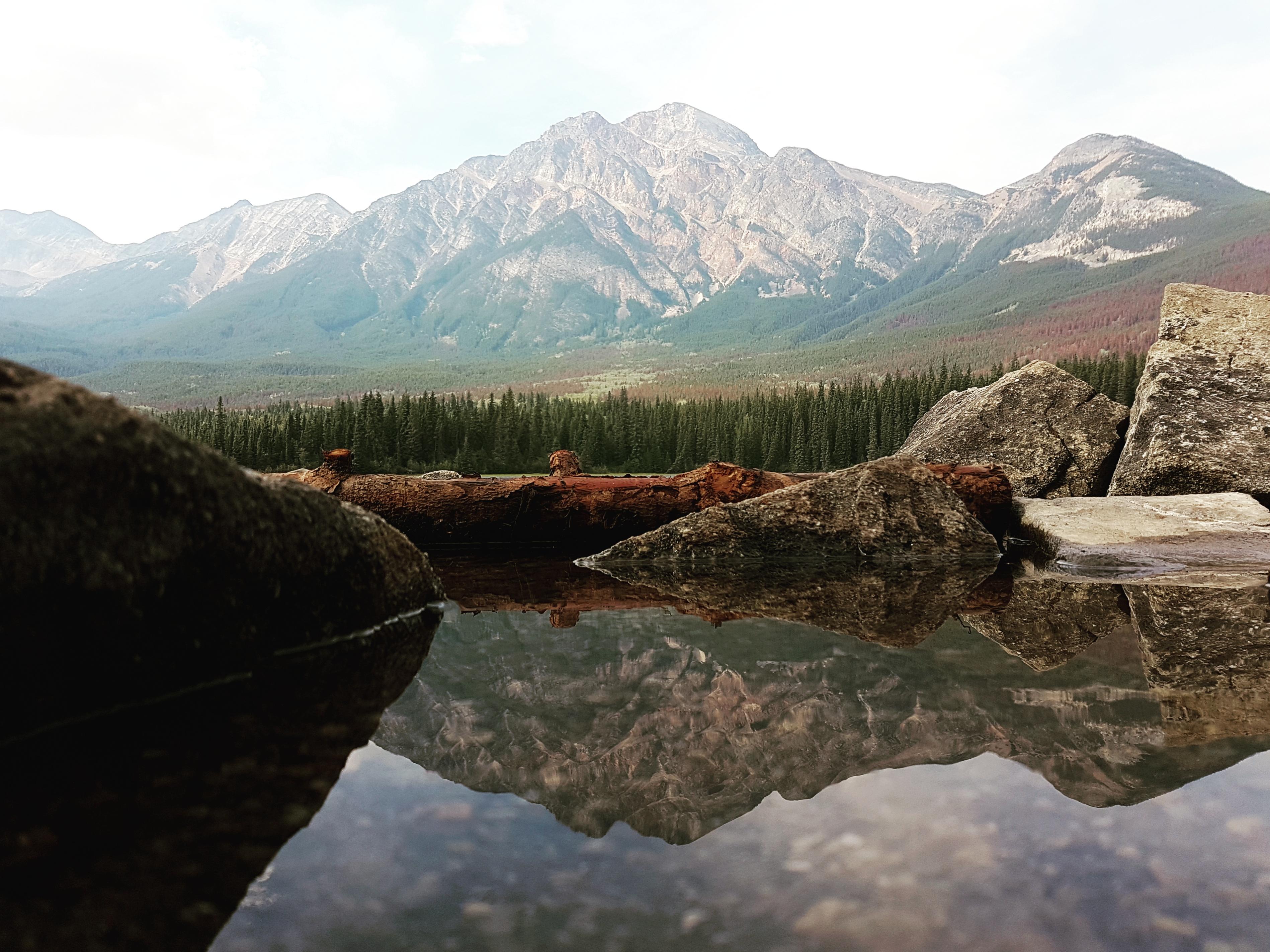 Pyramid Lake and Pyramid Mountain, Jasper, Alberta r/TrueNorthPictures