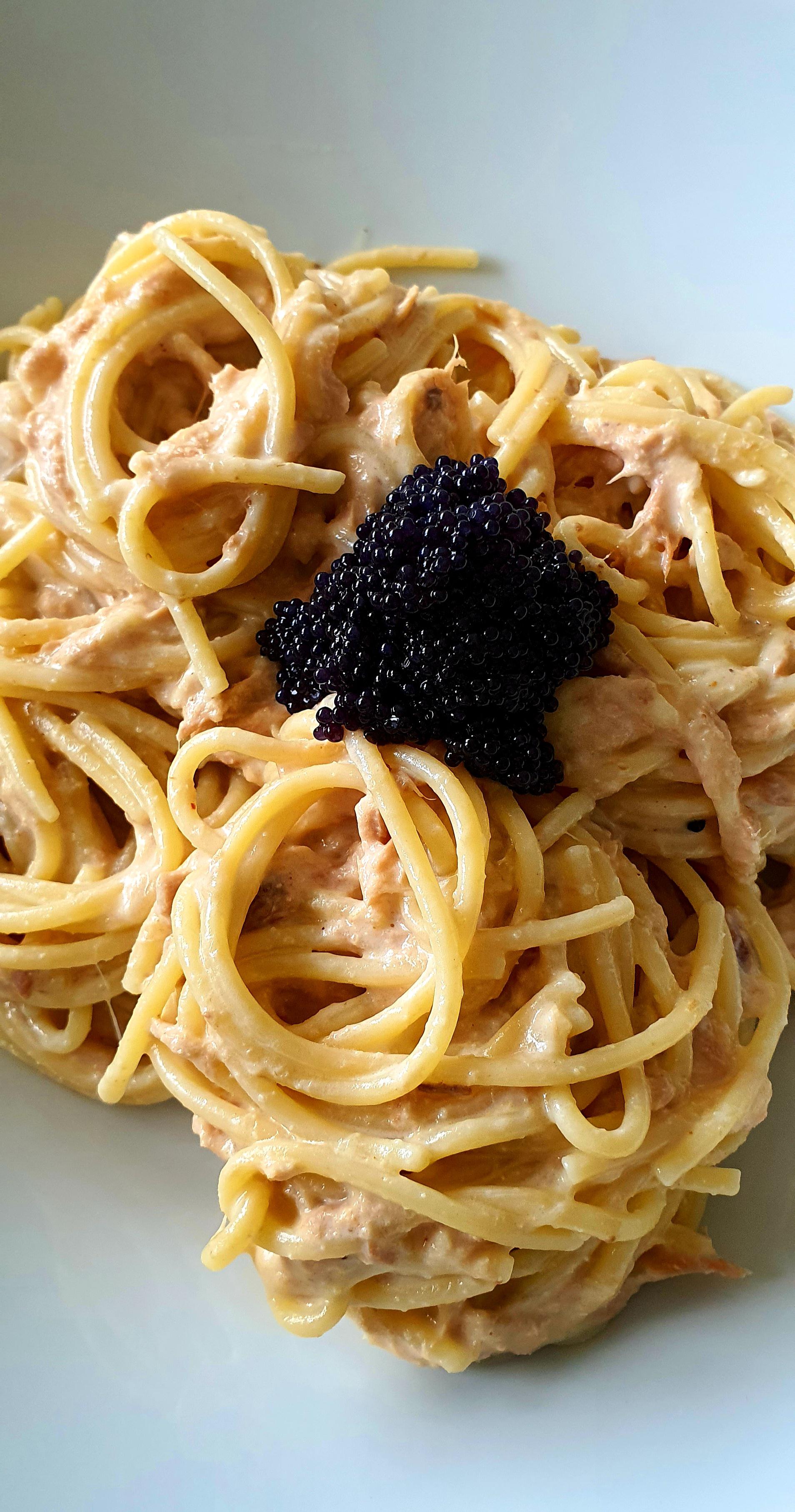 A touch of luxury to a simple dish my version of tuna and mozzarella