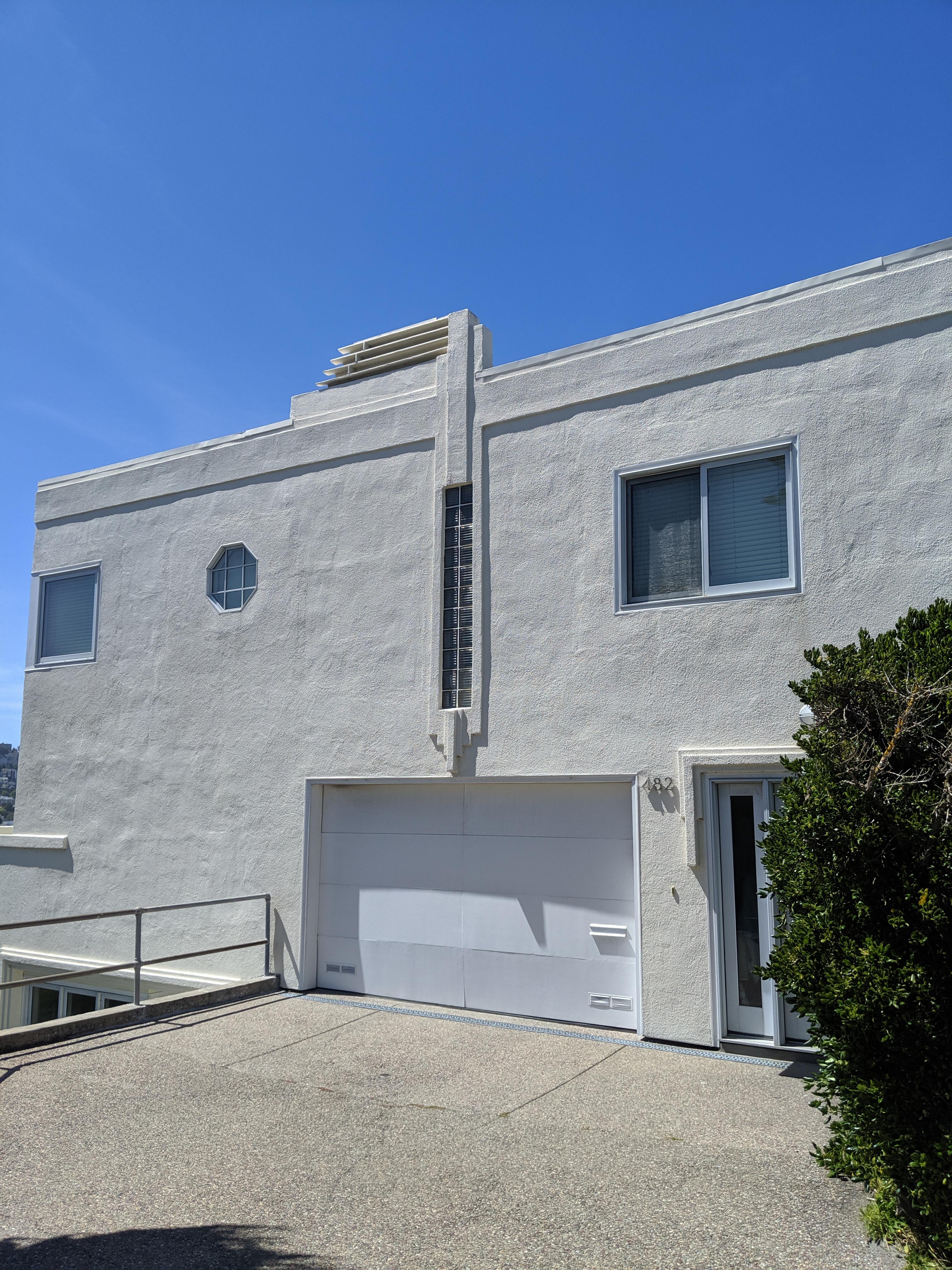 [Building] Apartment building detail in Noe Valley, San Francisco r