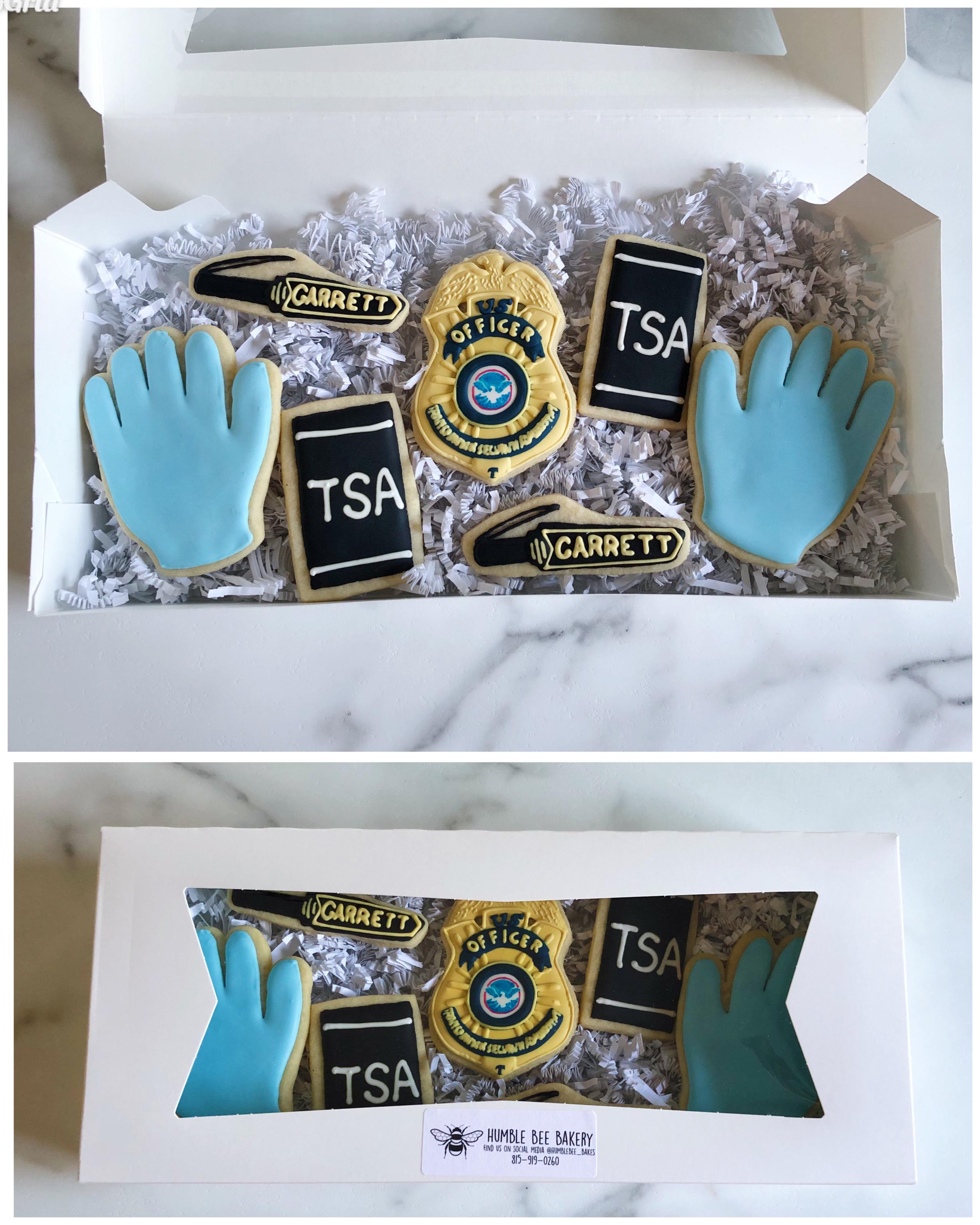 I wanna get up close and personal with these TSA cookies r