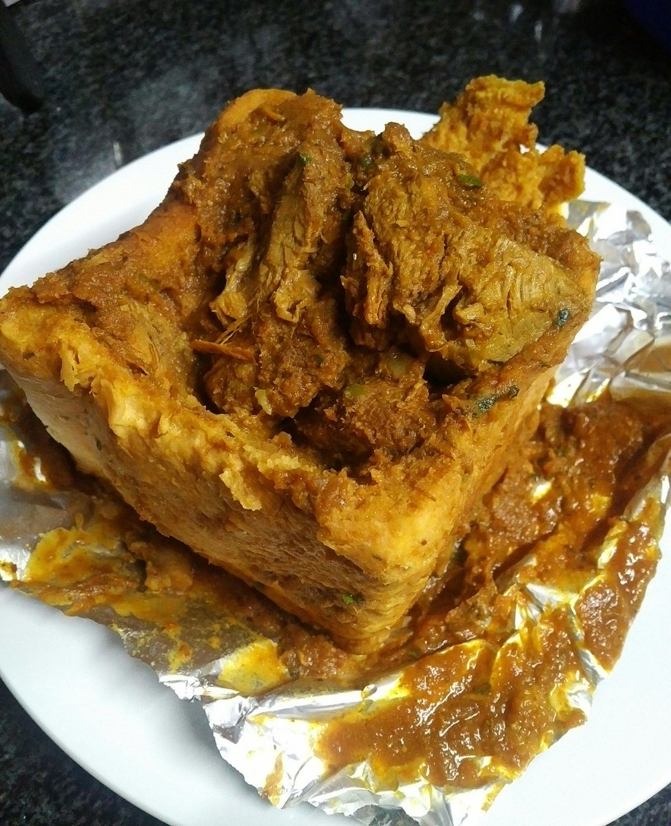 Mutton bunny chow in Durban, South Africa r/streeteats