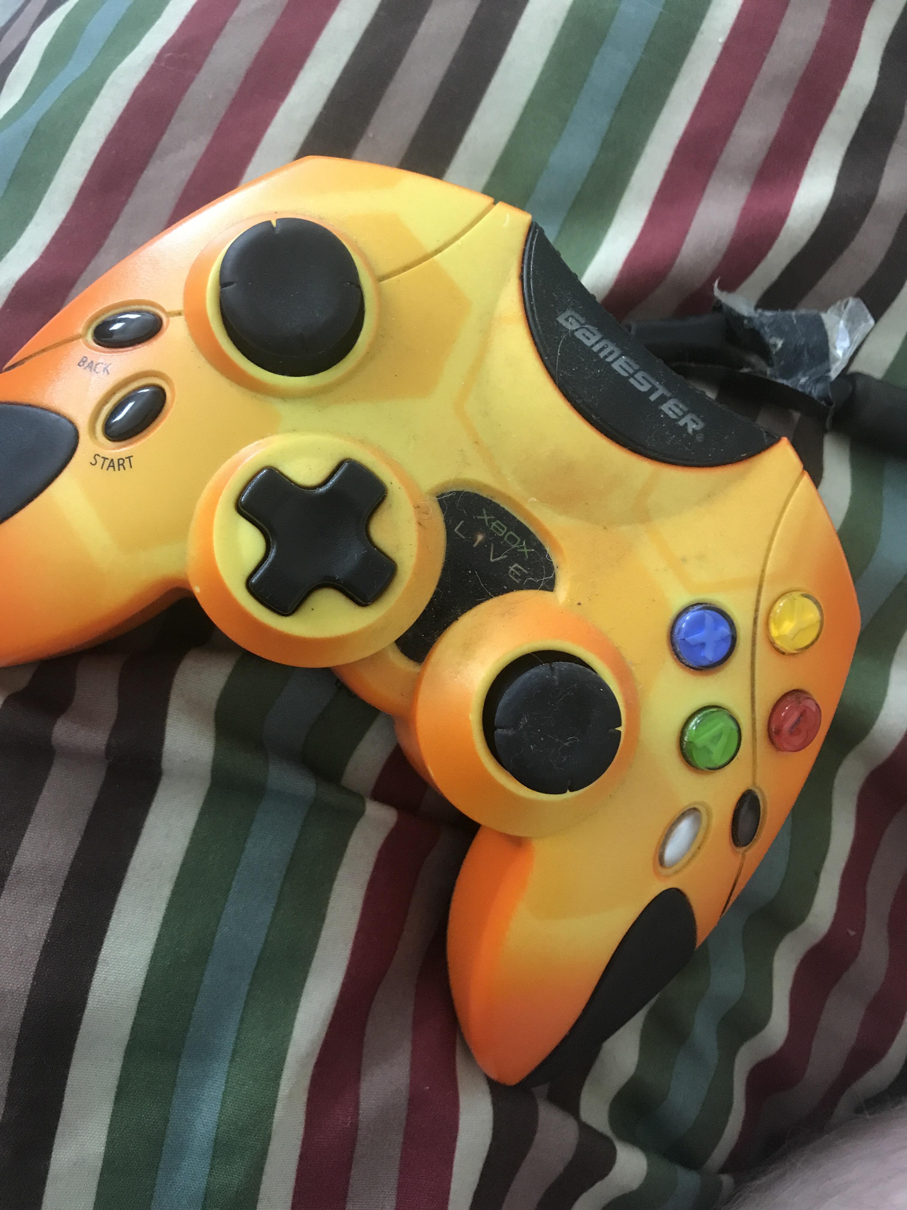 I’d this a rare original Xbox live controller? And why is it rare? r/originalxbox