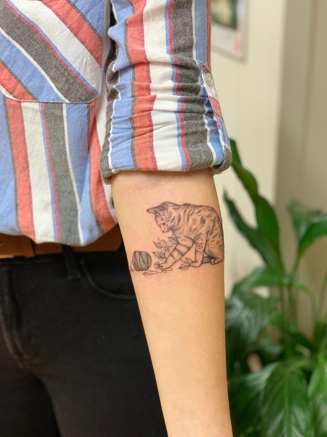 My Kitten with Yarn by Alvina at Chapter Two Studio, Auckland, NZ r