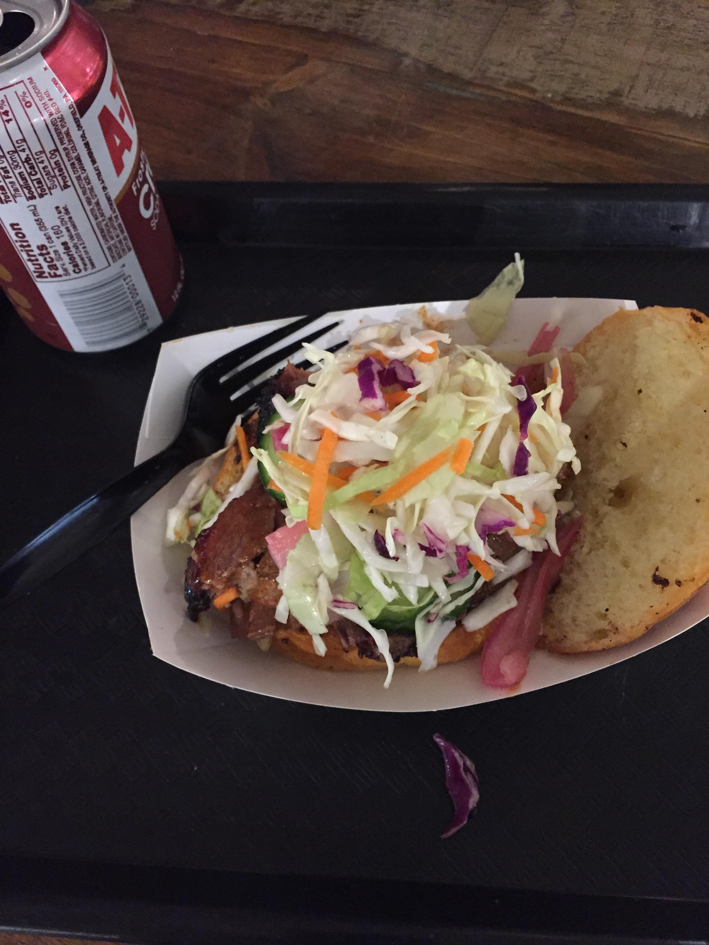 [I ate] A Brisket Sandwich with Vinegar Coleslaw r/food