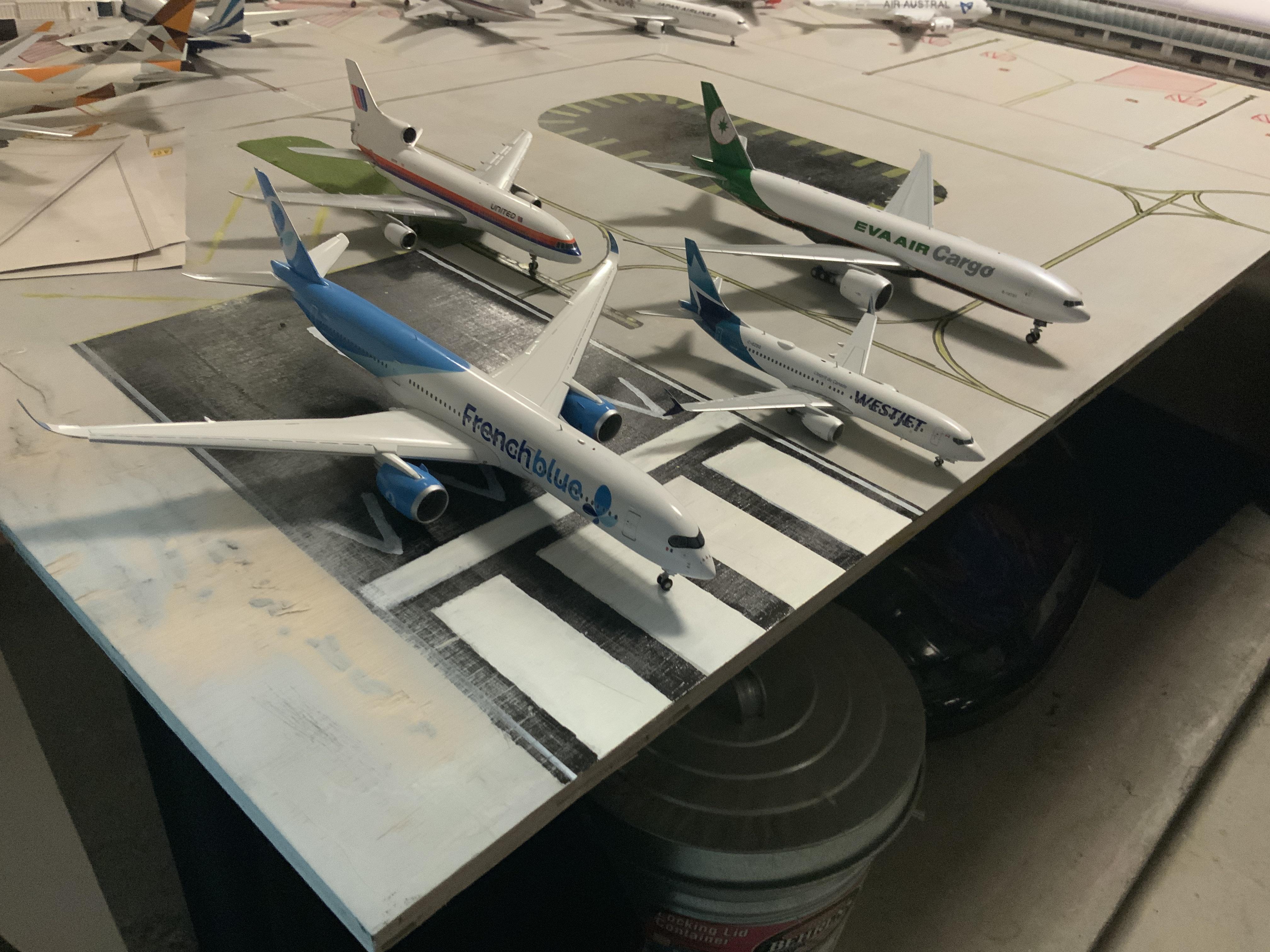 Scalemodelstore haul, 3 JCwings and 1 GeminiJet, all 1/200 diecast