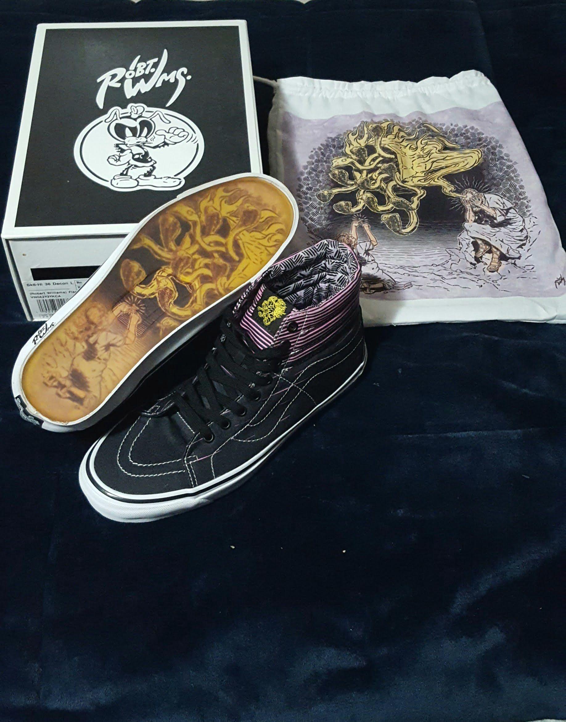 First pair of vans. Amazing deal and amazing presentation. r/Vans