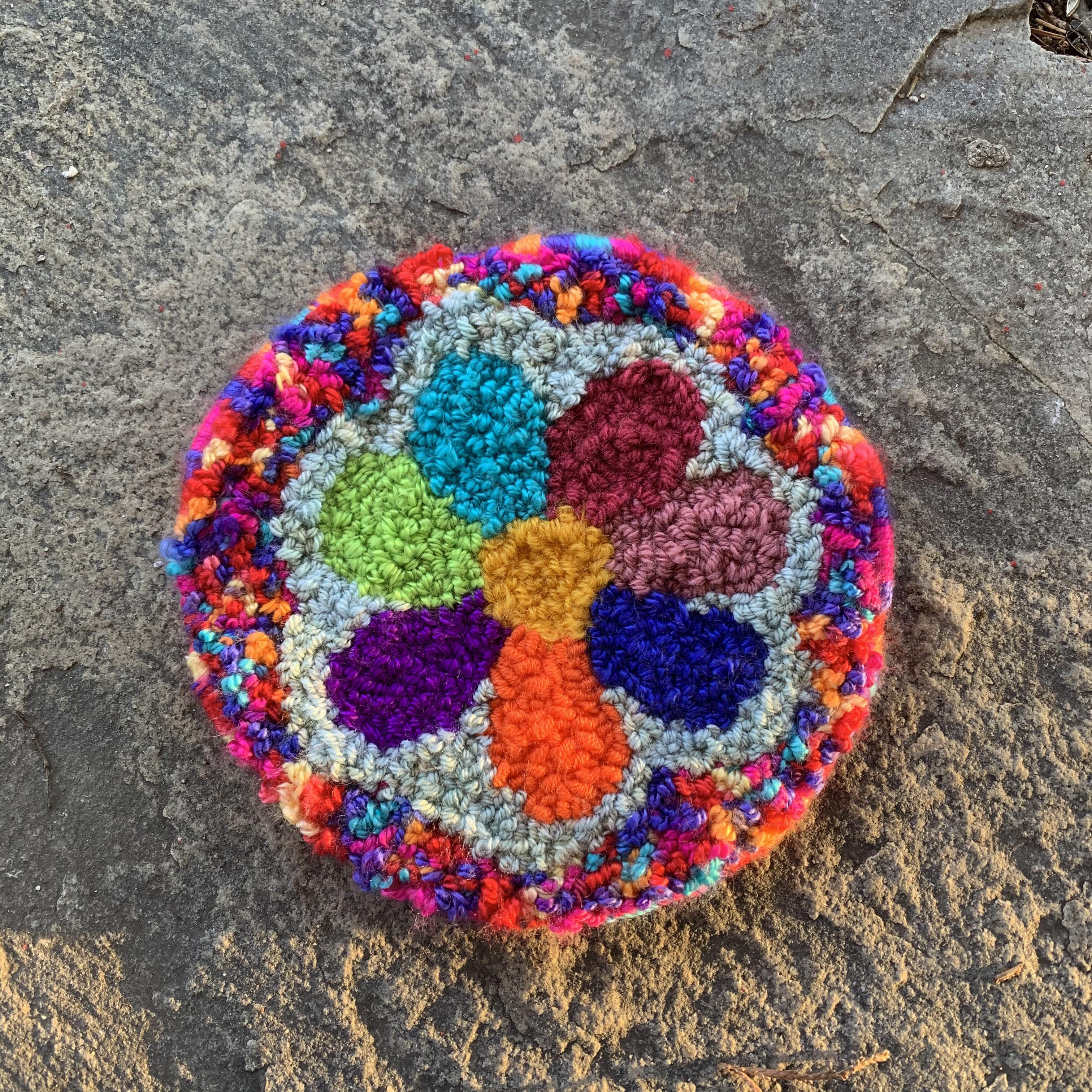 Made my first rug! r/crafts