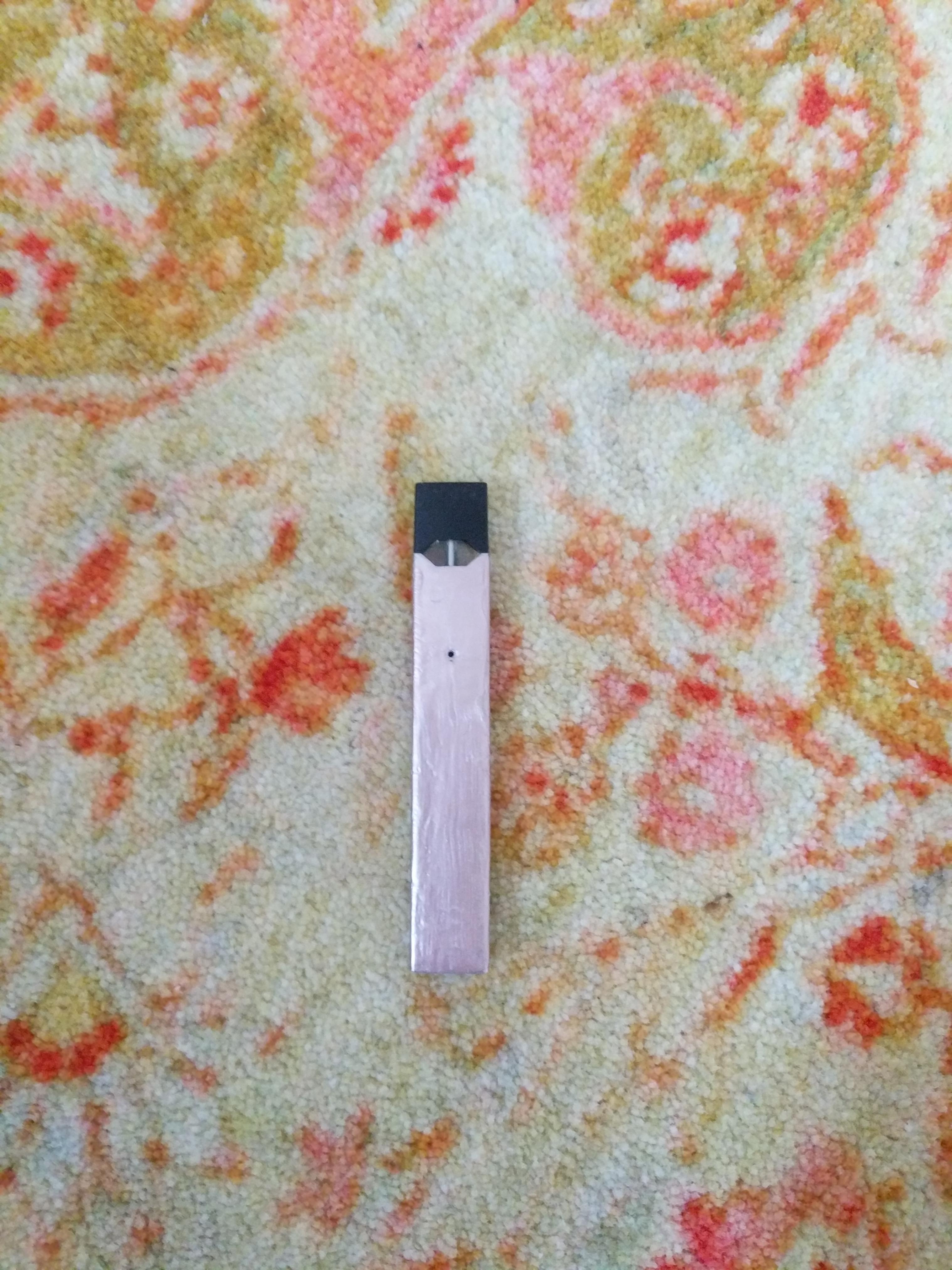Parents busted lil sis (16) w Juul so now I'm part of the gang