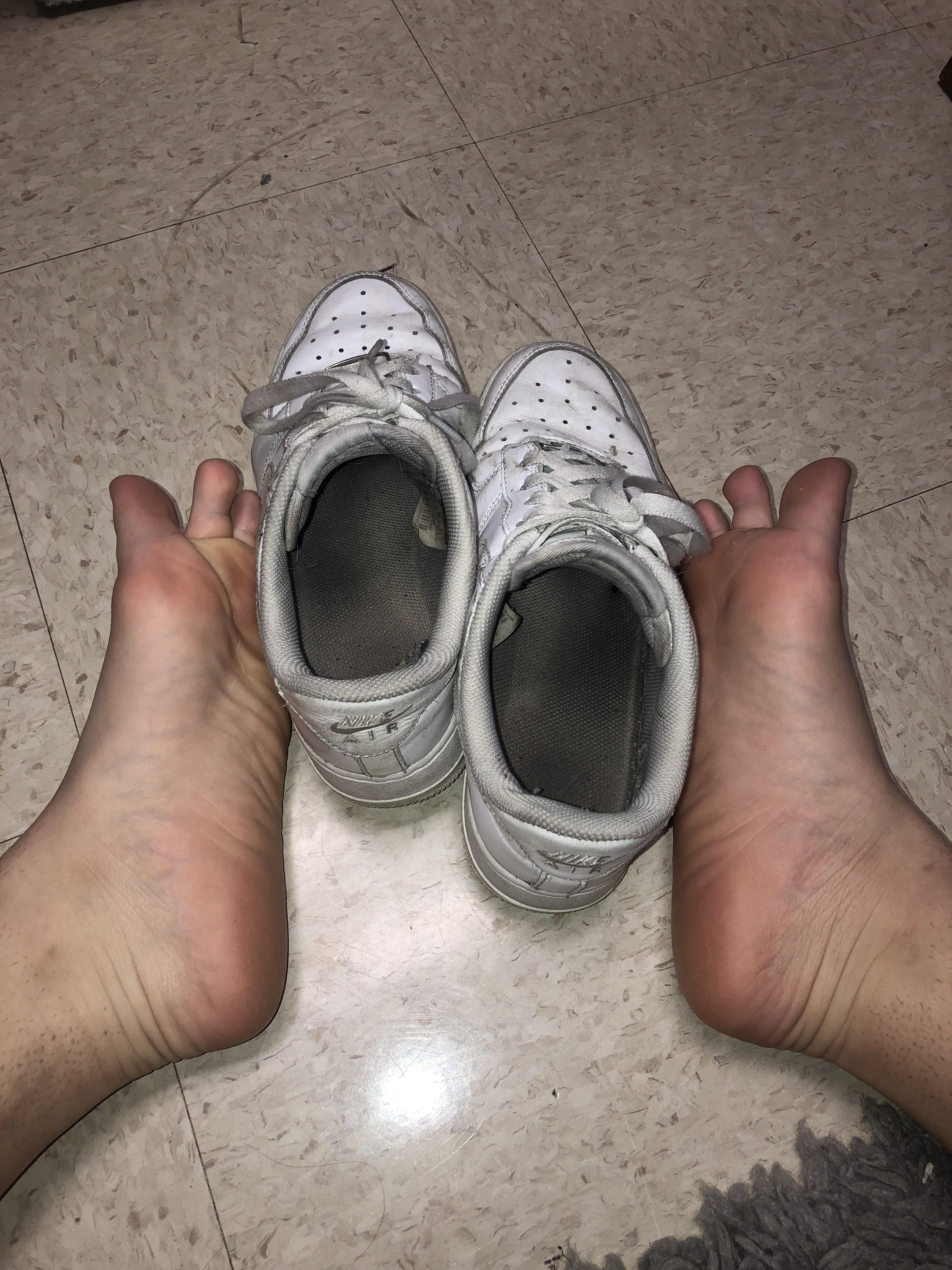 take a look at how dirty my white sneakers are! you can even see my