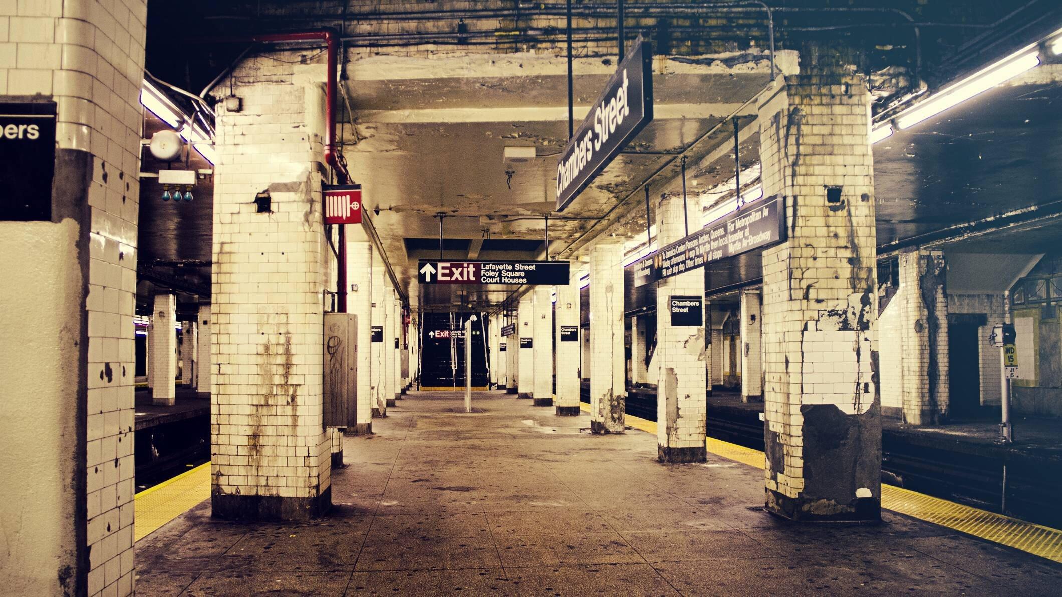 Chambers Street Station in NYC. r/UrbanHell