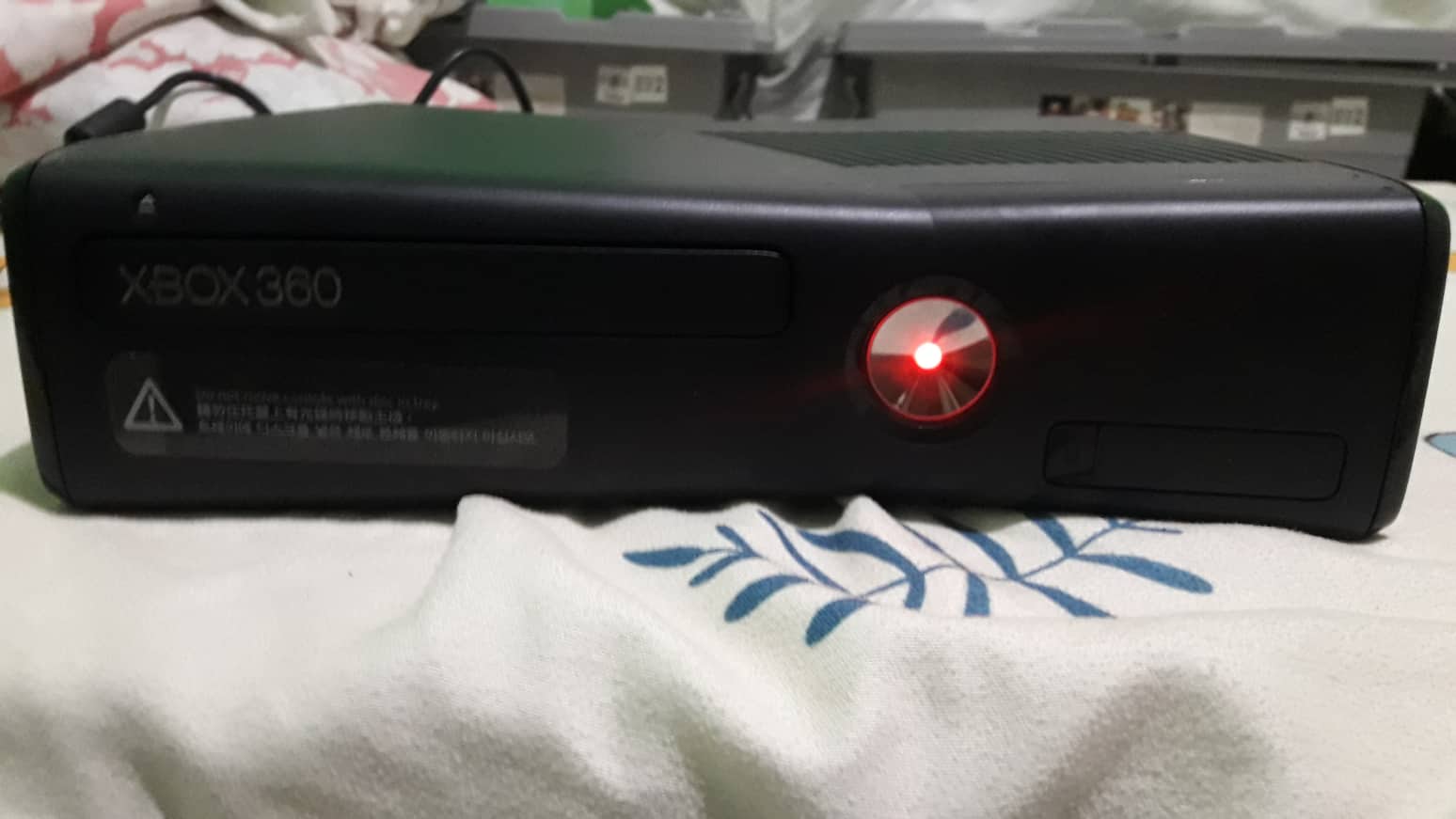 RDOD after repasting XBOX 360S Makes a weird noise when booting then