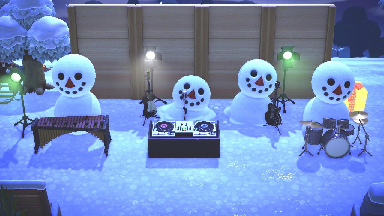 Animal Crossing I recreated the yule log cake as seen in the game