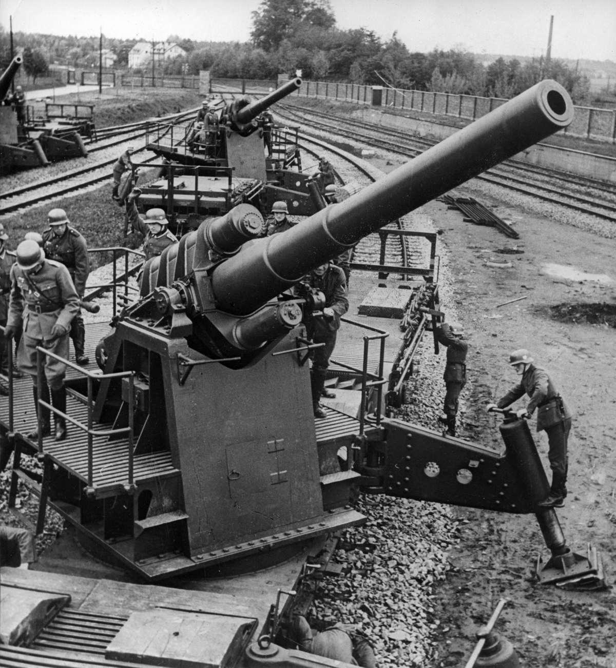 German artillery rail guns getting ready to open fire at the Polish