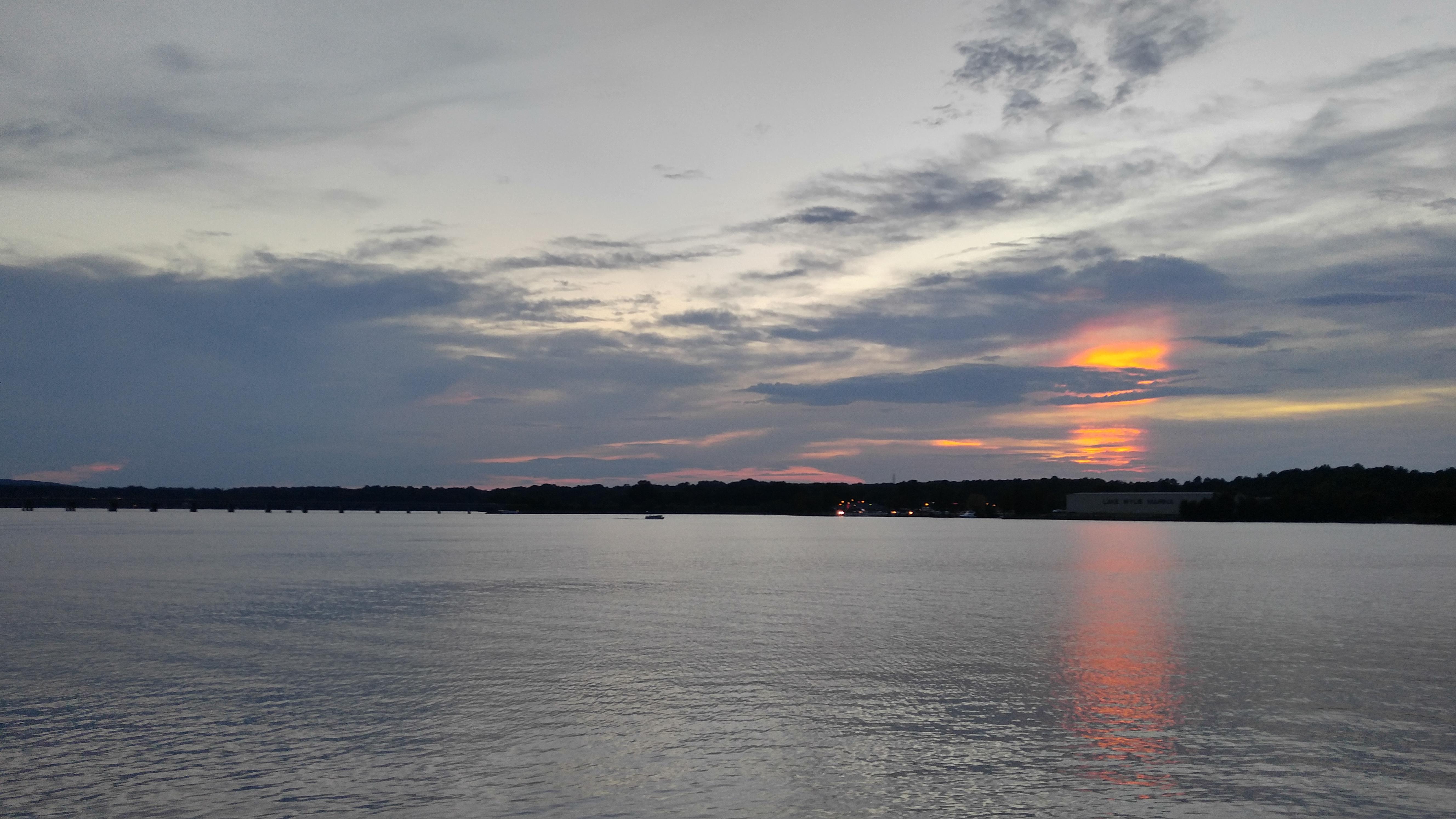Lake Wylie last night r/Charlotte