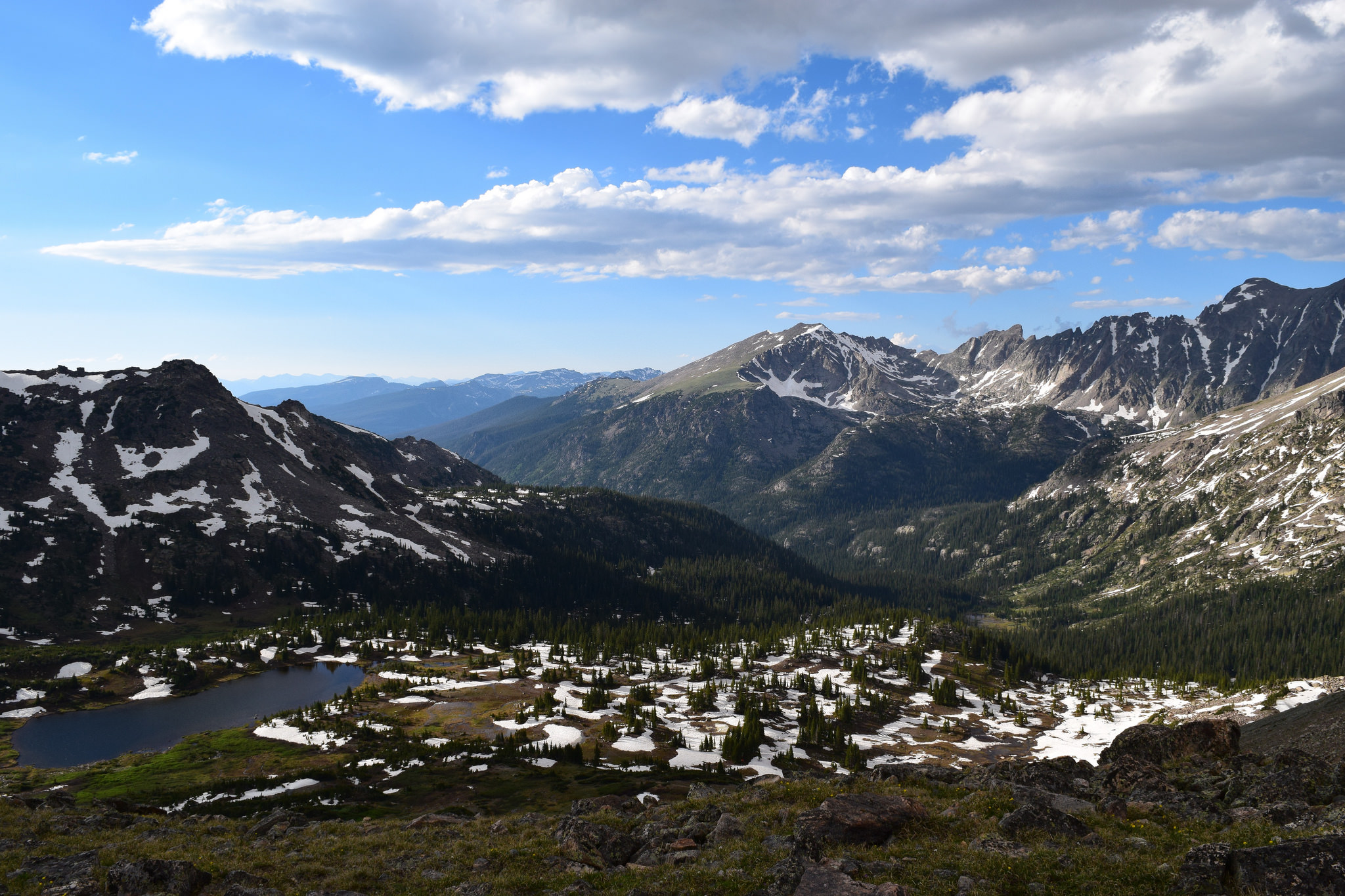 Arapaho Pass Trail, CO, June 2016 [2048 x 1365] (OC) r/EarthPorn