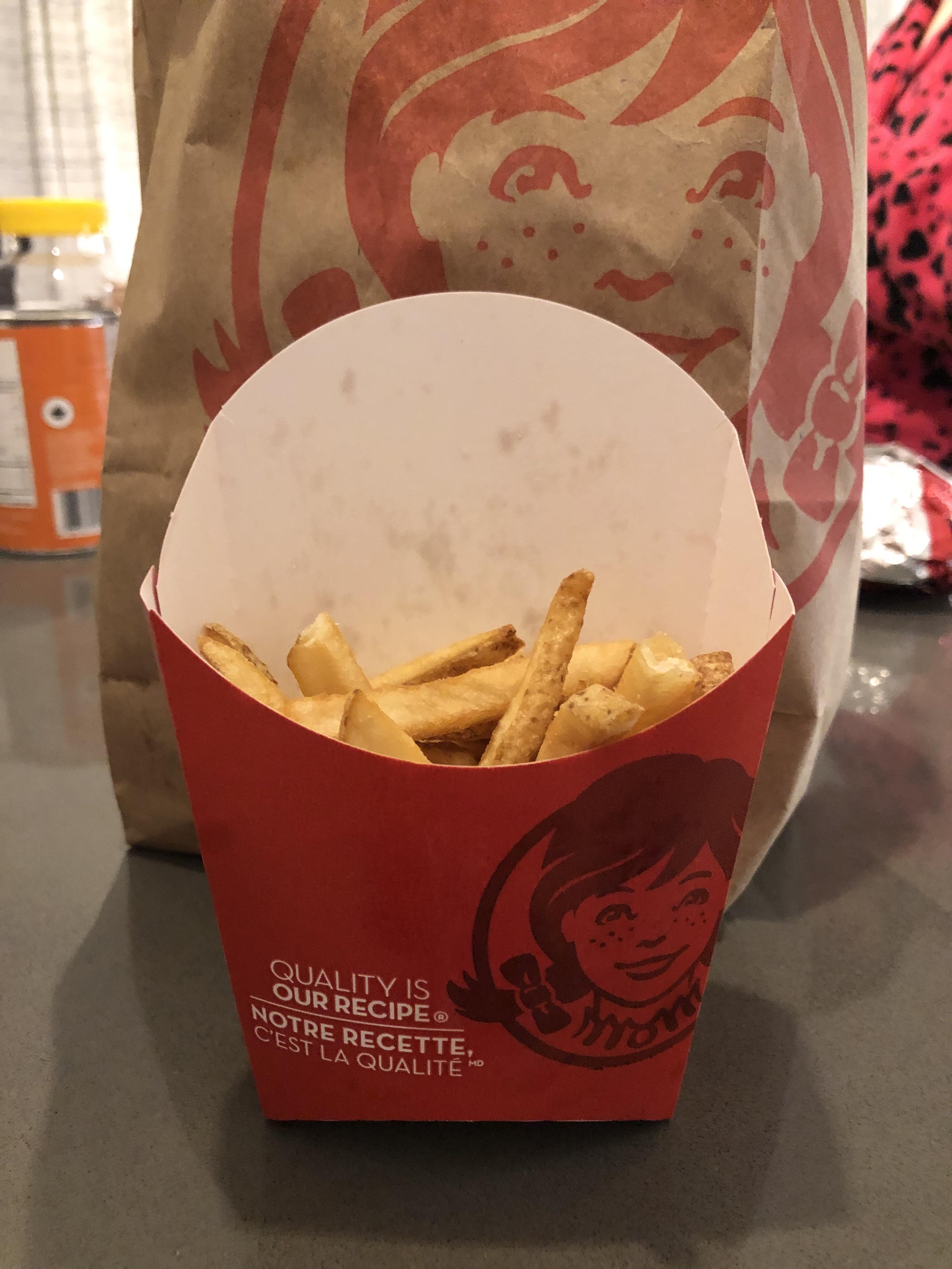 Thanks for filling up my fries to the brim Wendy’s! r/wendys