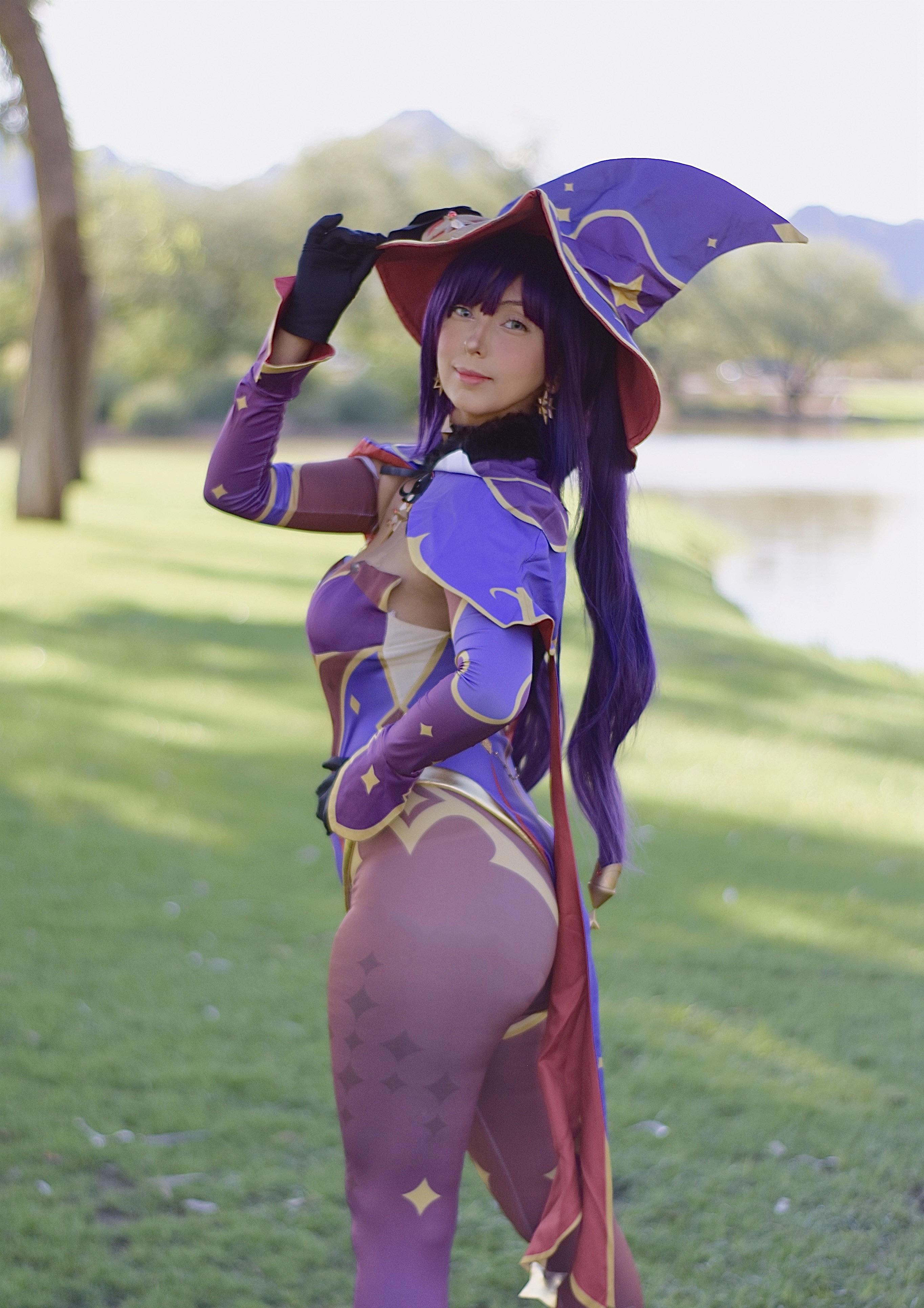 Mona cosplay by me! [@mari.nyaaaa] : MonaMains