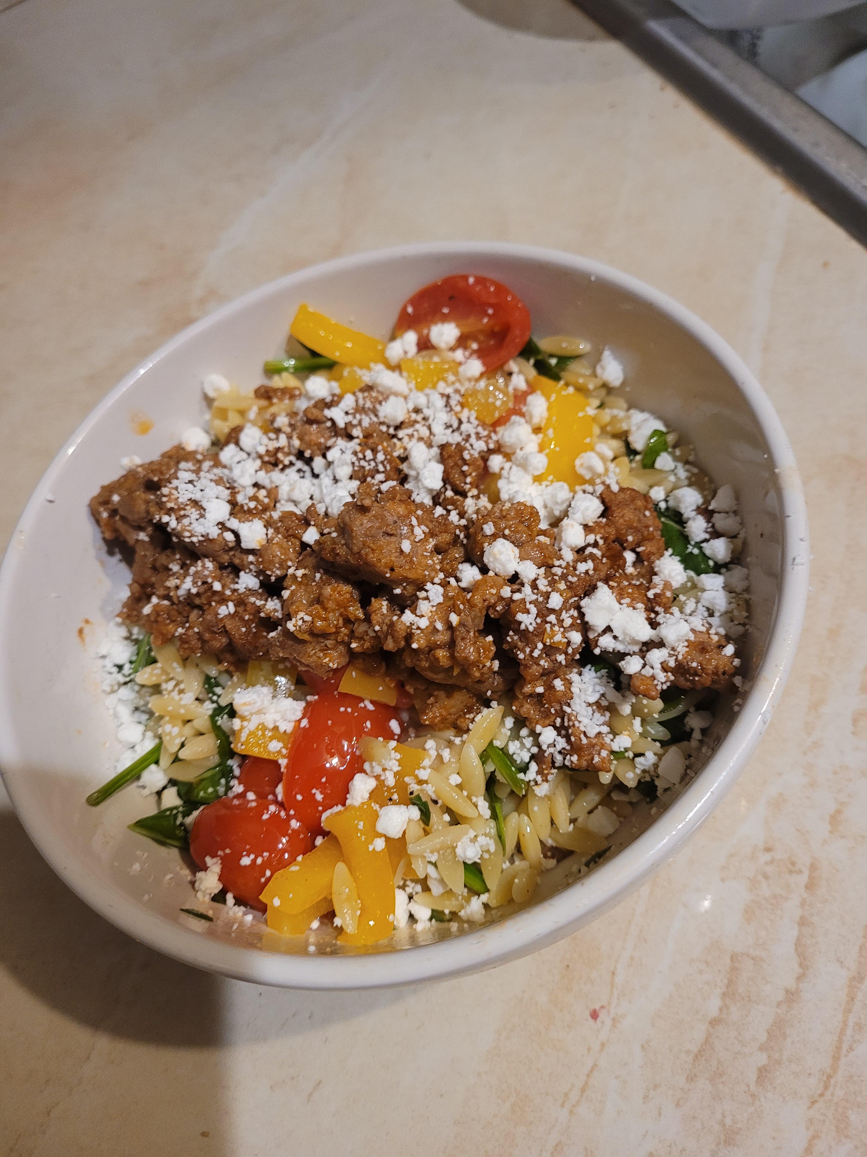Lemony lamb orzo bowl with feta and peppers r/hellofresh