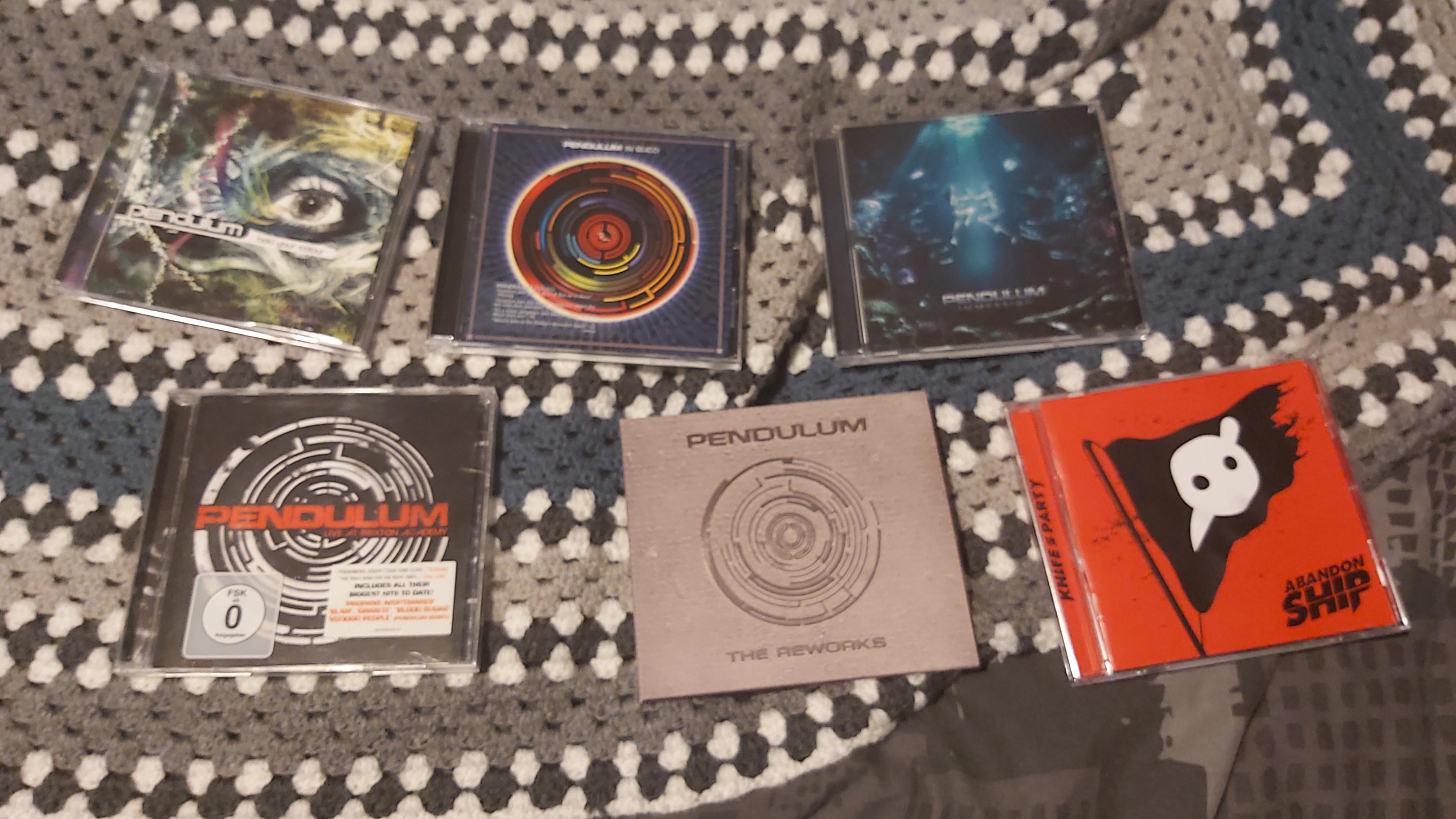 collected all of the pendulum albums ) (plus knife party lol) r/Cd_collectors