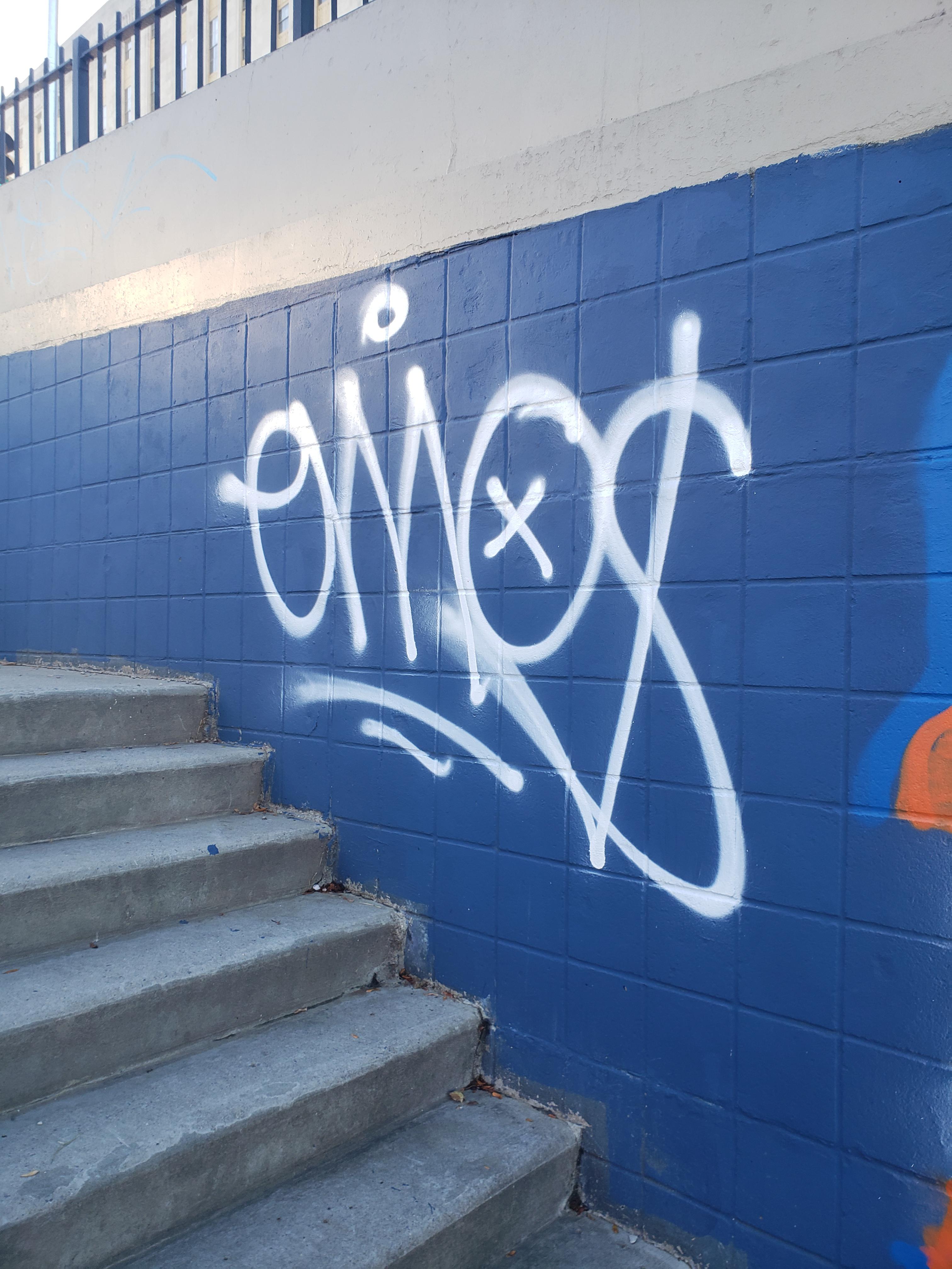 What does this graffiti mean? r/bronx