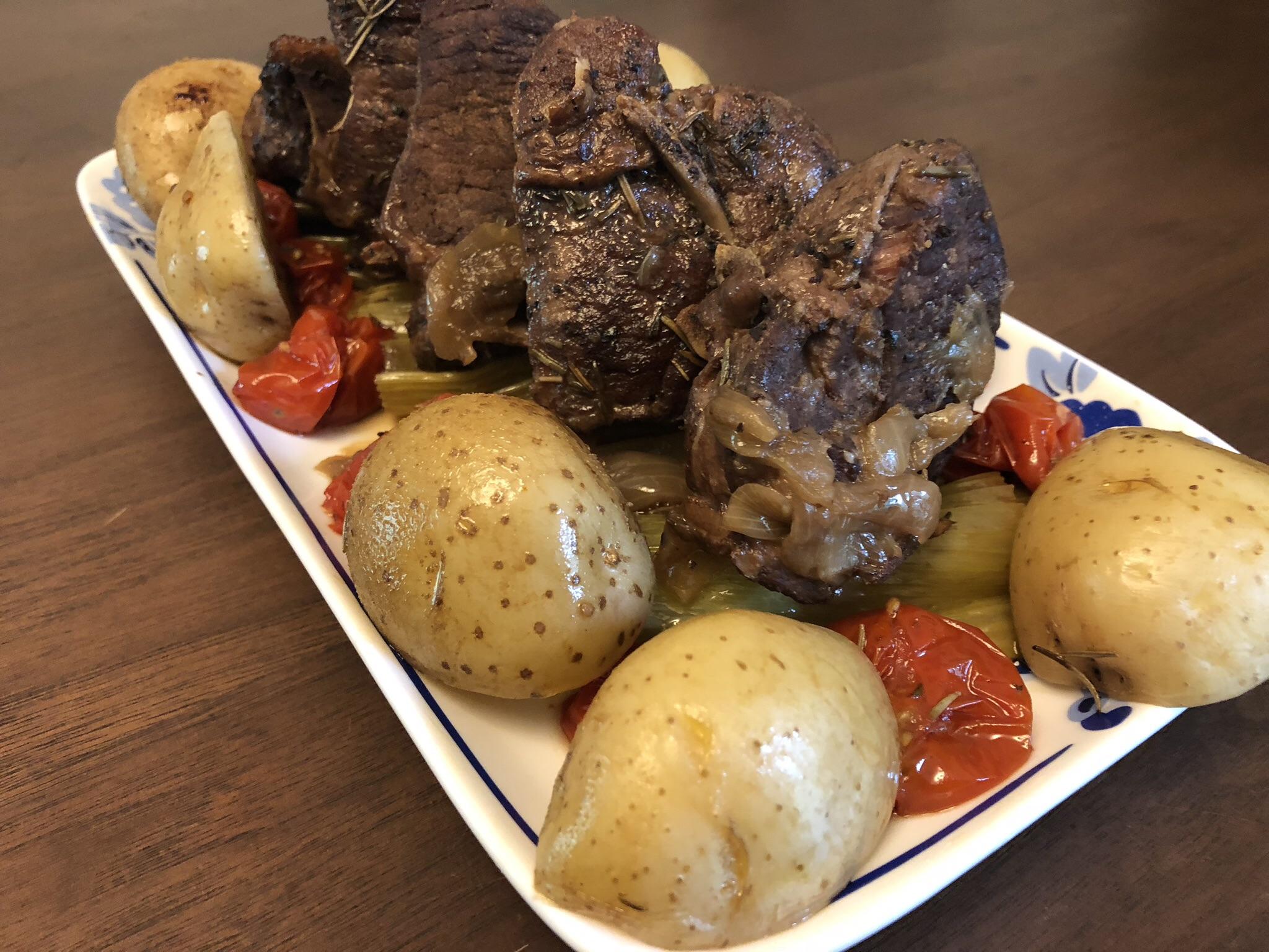 Homemade Slow cooked, fall off the bone lamb chops. r/FoodPorn
