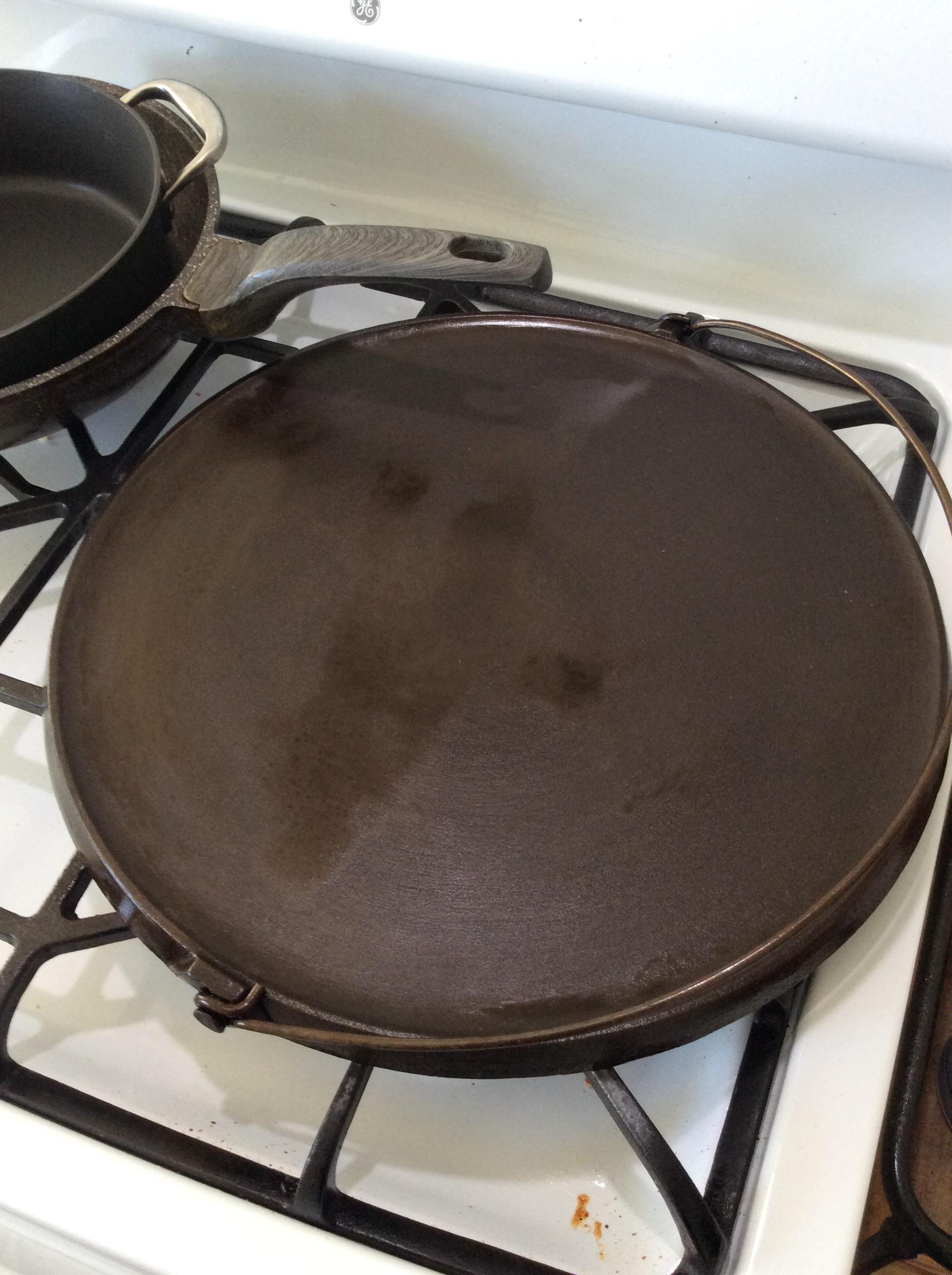 Seasoning Vintage Griddle r/castiron