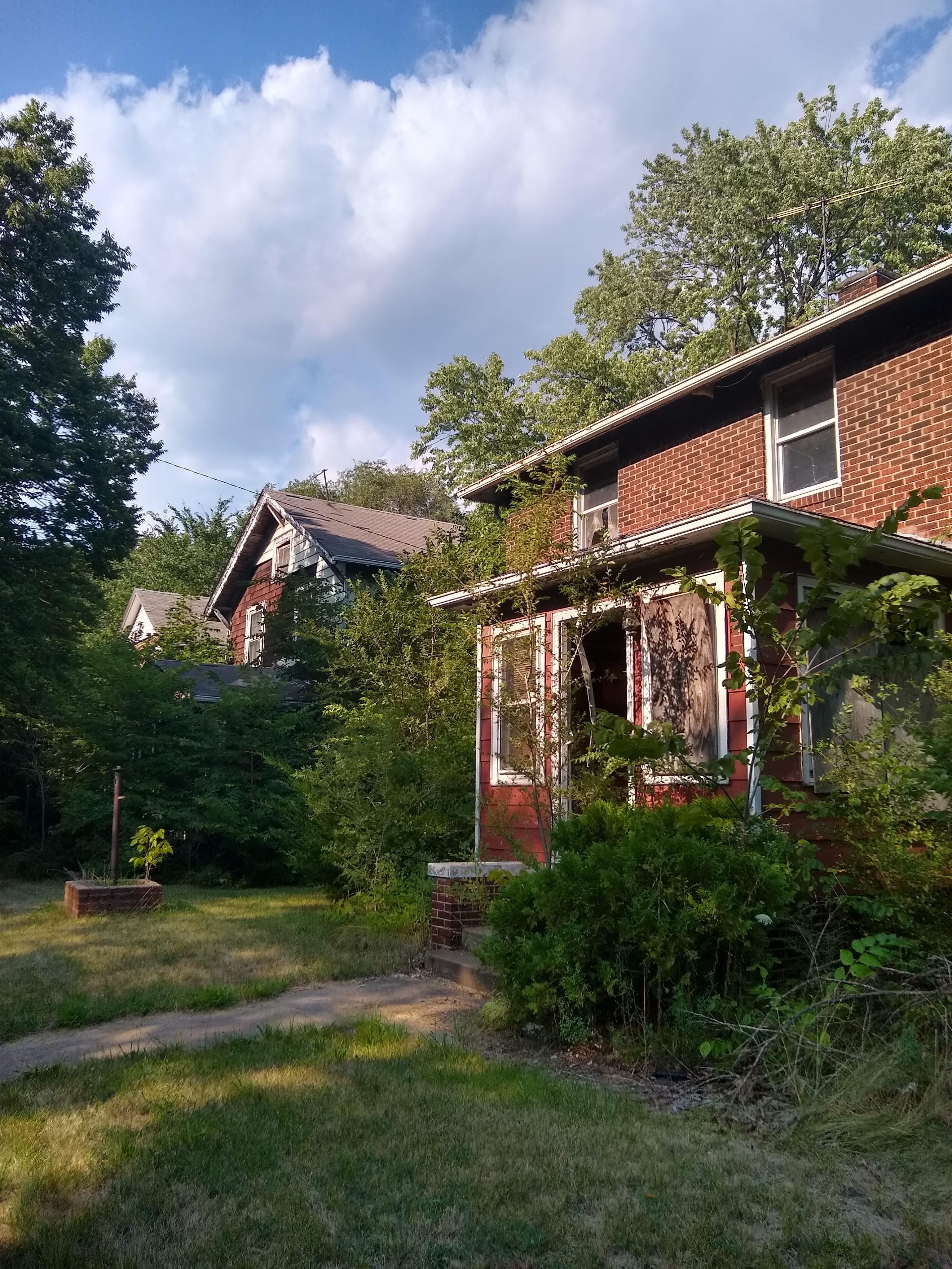 Abandoned houses in Gary, Indiana r/AbandonedPorn