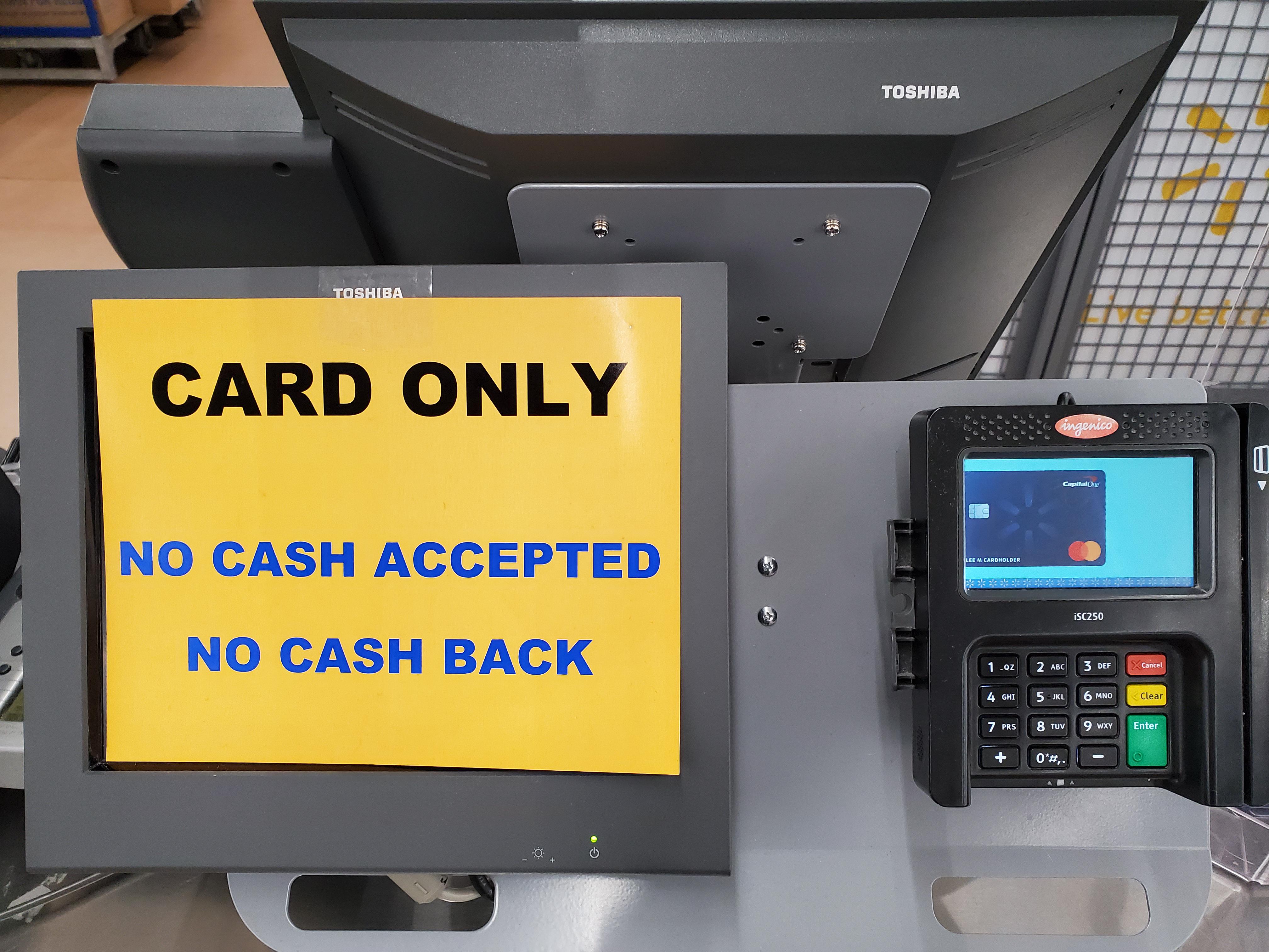 cAn i PaY wiTh CaSh? r/walmart