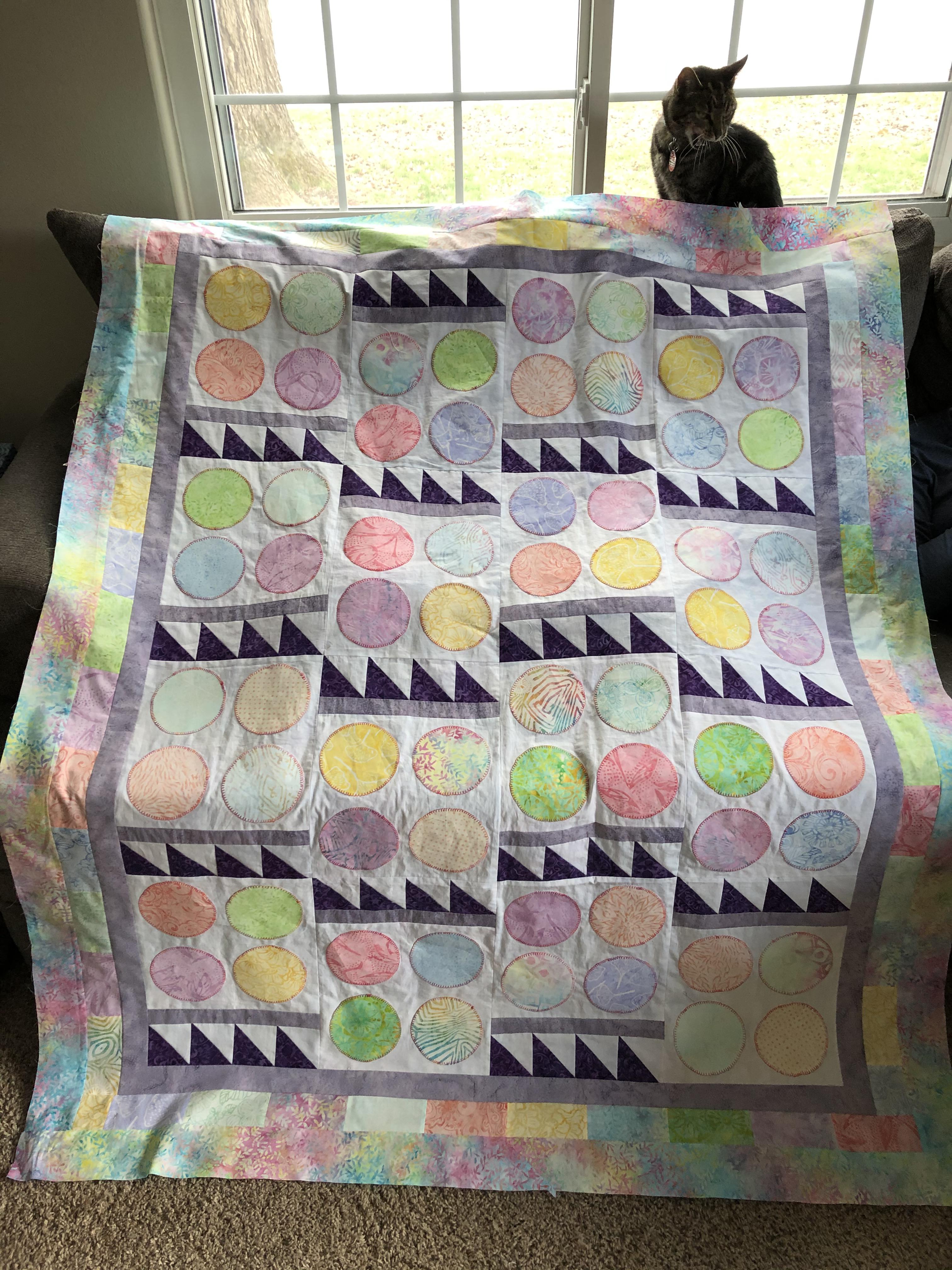 A finished top with a bonus kitty! I inherited this WIP from my mom