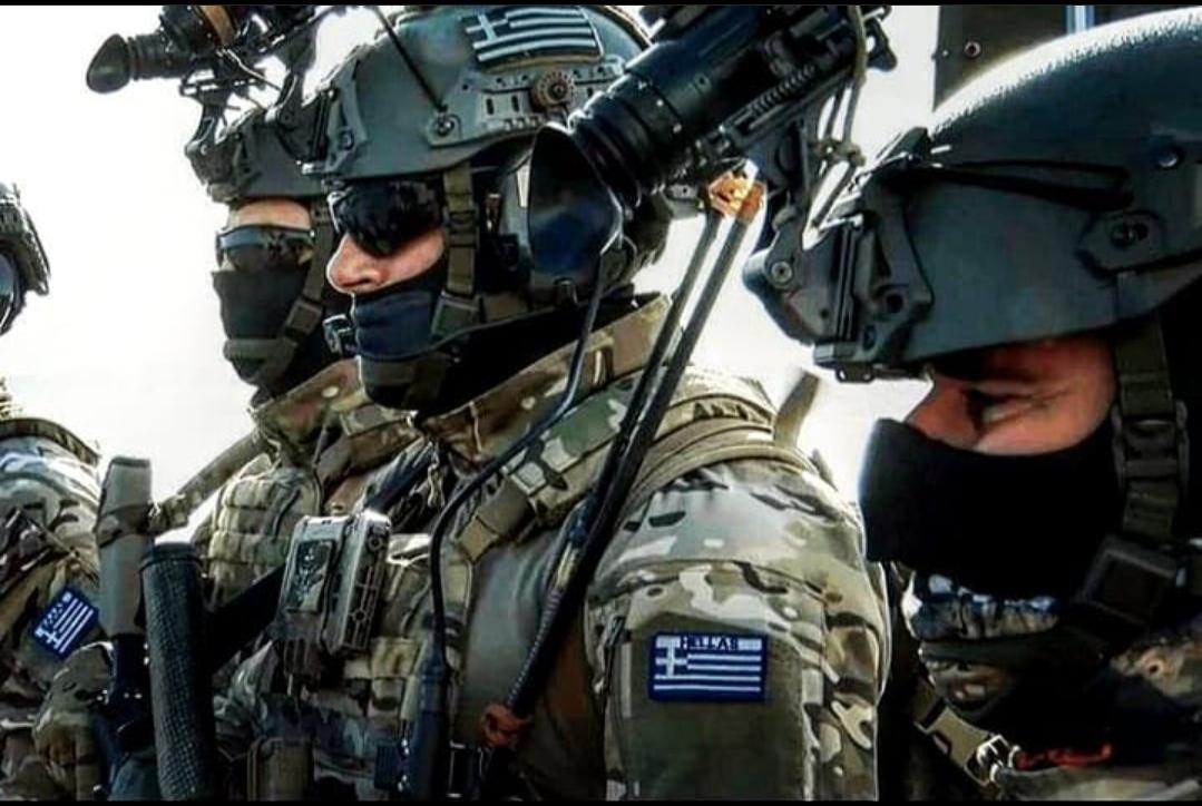 Greek Special Forces from the amphibious raider squadron (Z' MAK