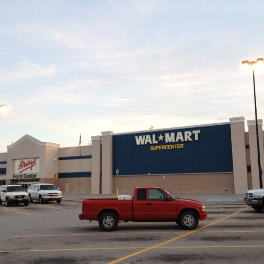 Can anyone please create this Walmart r/CitiesSkylinesModding