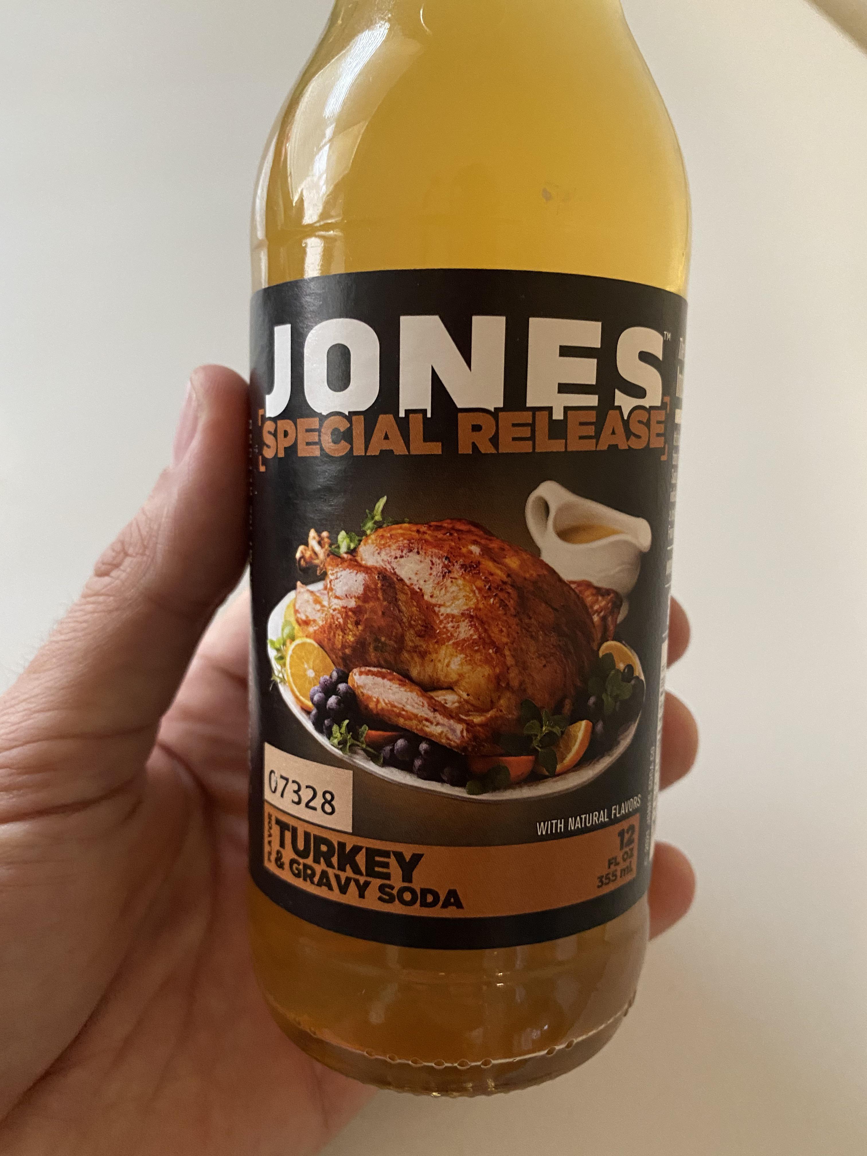 I got my hands on the Jones limited edition Turkey & Gravy soda r/Soda
