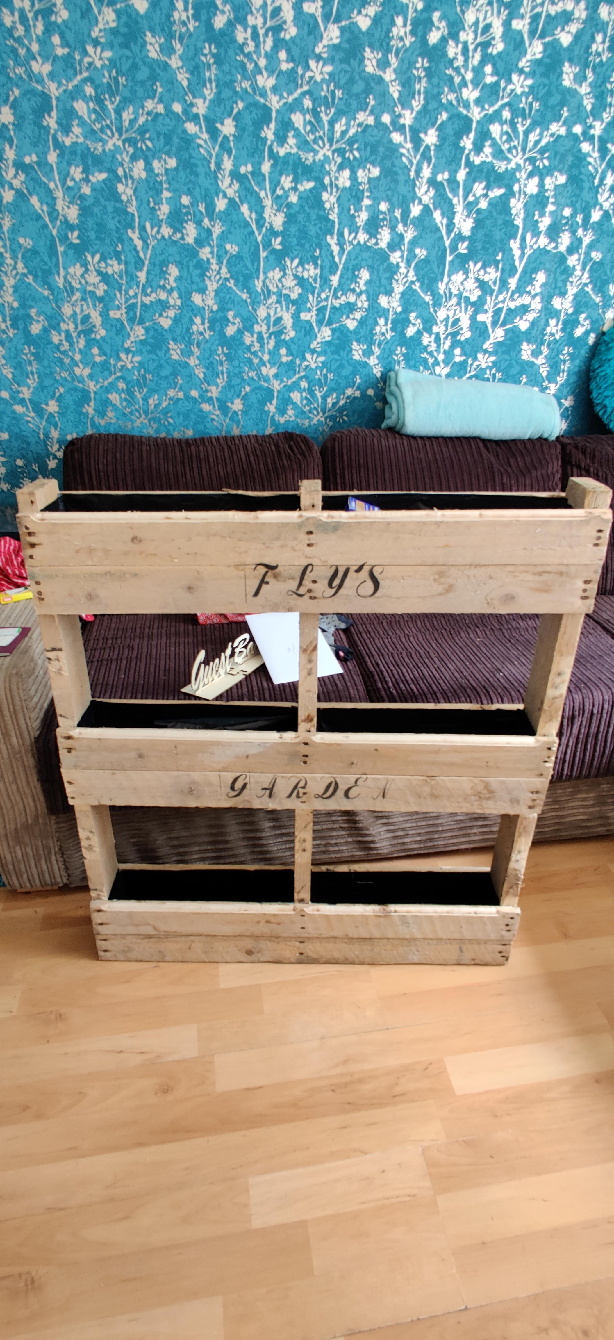 Birthday present I made for my dad (not furniture) r/palletfurniture