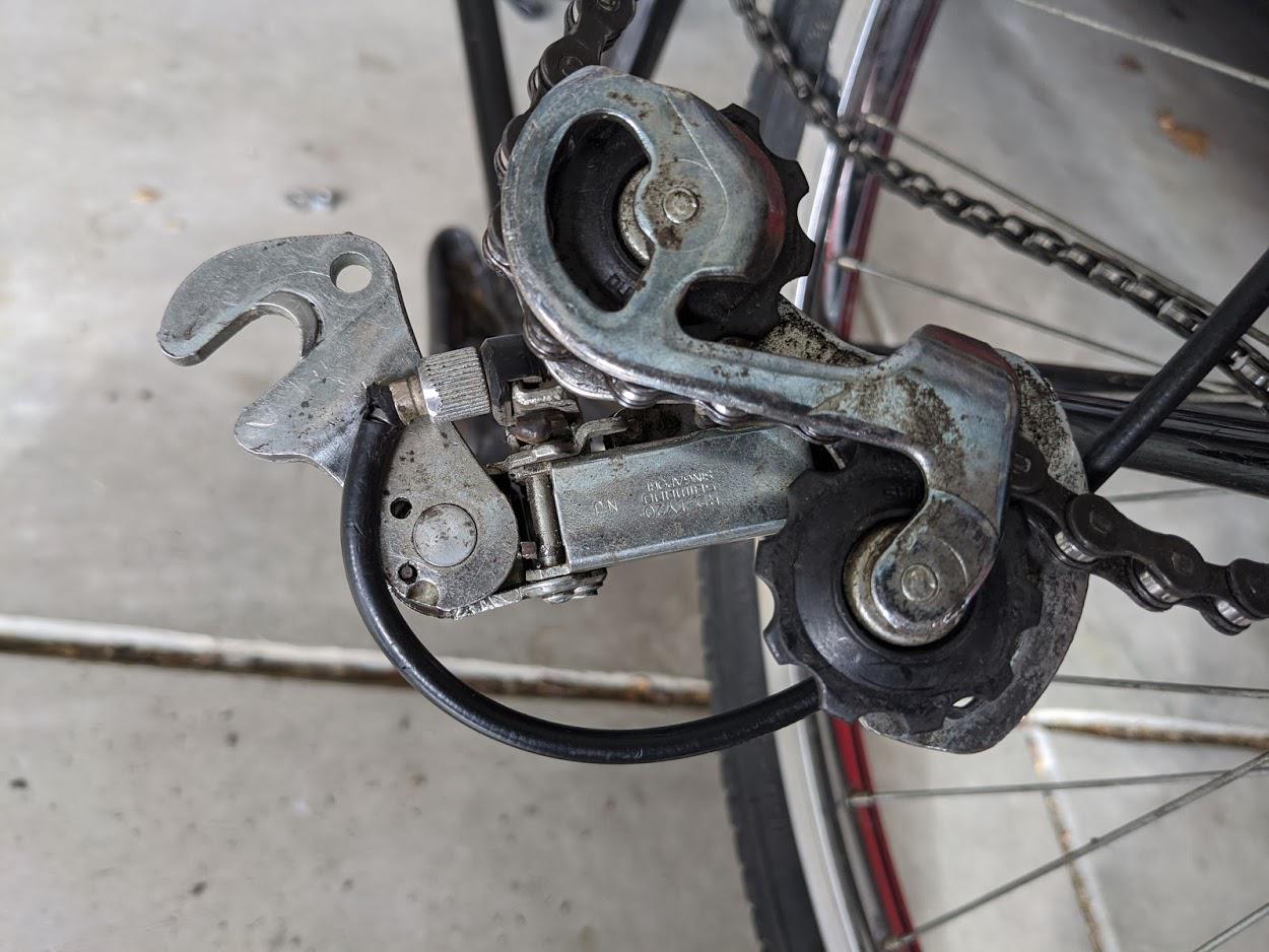 Shimano Derailleur Won't Attach (Help) r/bikewrench
