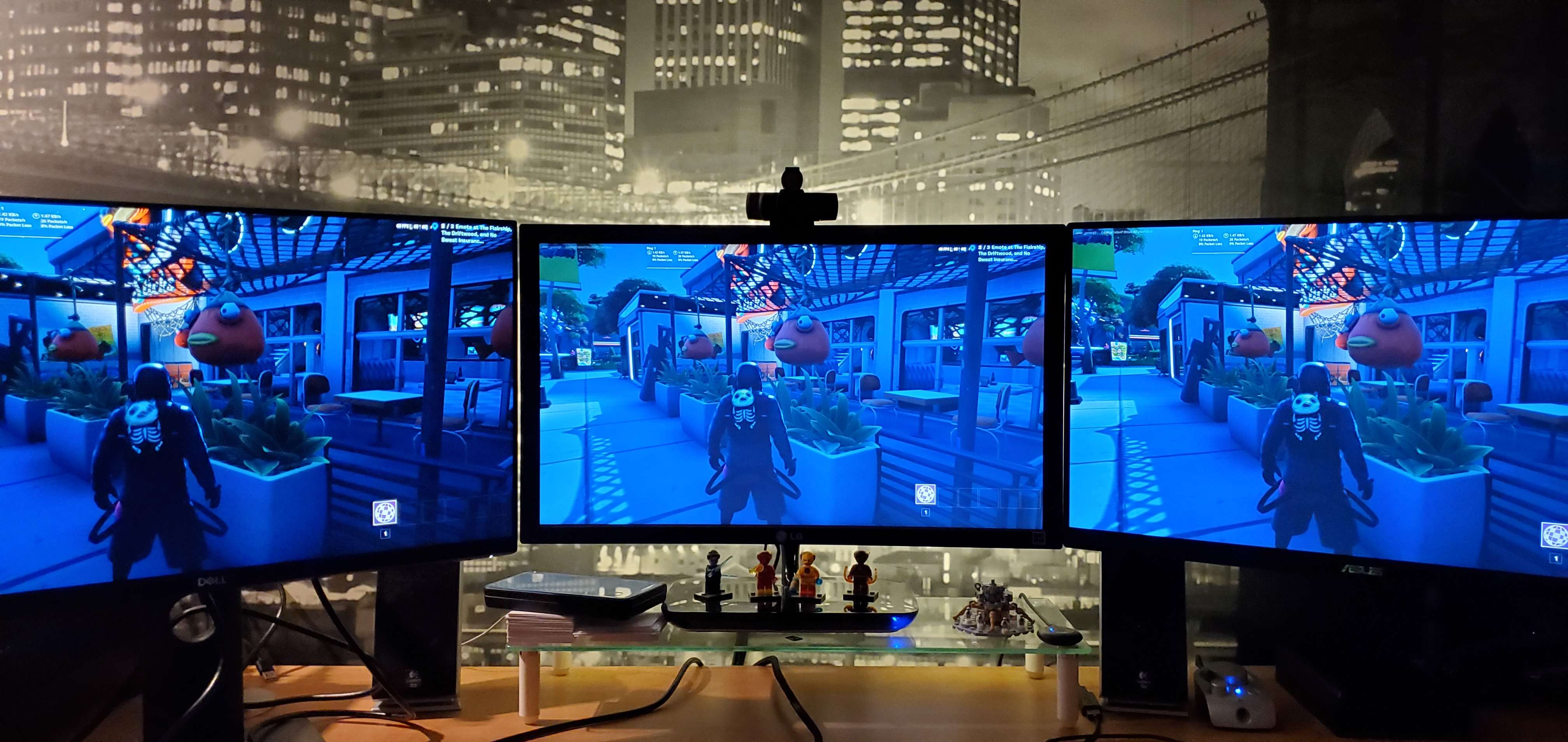 Help me understand contrast ratios. Why is 1 monitor much darker? r